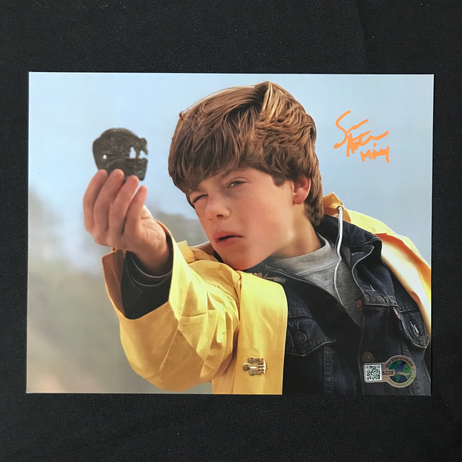 SEAN ASTIN SIGNED GOONIES 8X10 - WWOC COA: Prices are in Canadian dollars