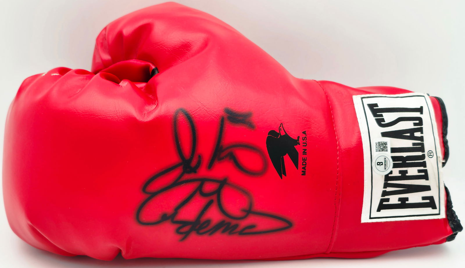 George Foreman Autographed Red Everlast Boxing Glove Beckett: Prices are in Canadian dollars
