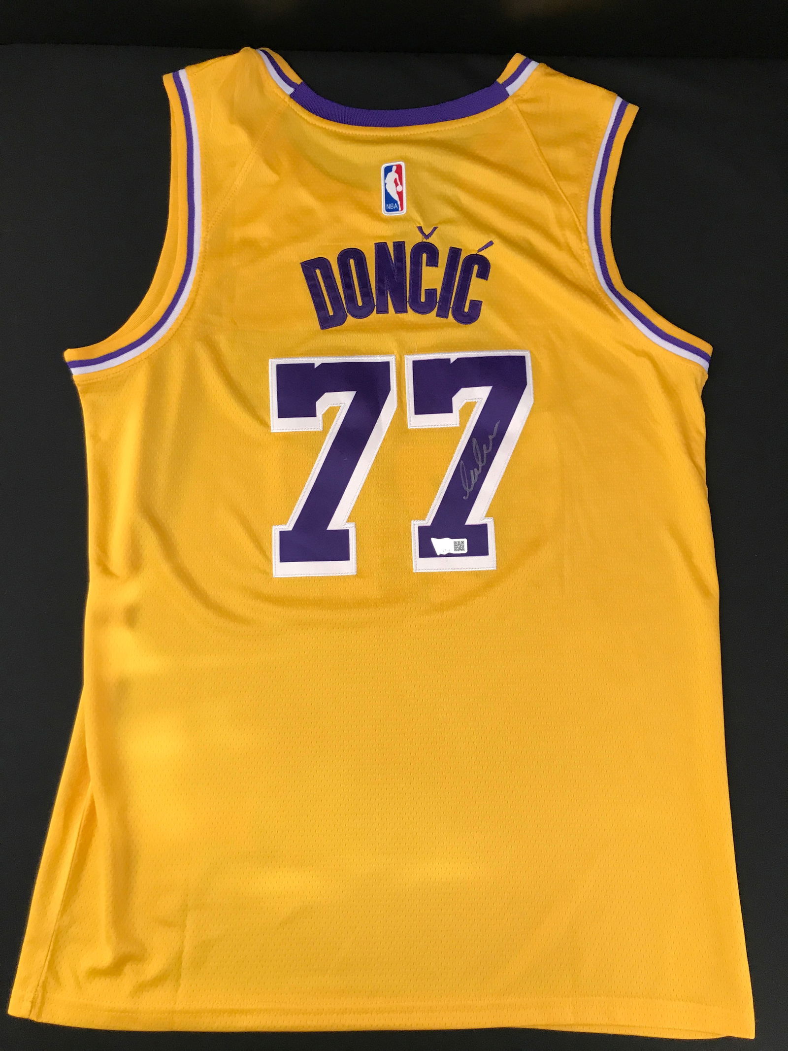 LUKA DONCIC SIGNED Los Angeles LAKERS JERSEY - ACE COA (1 of 3)