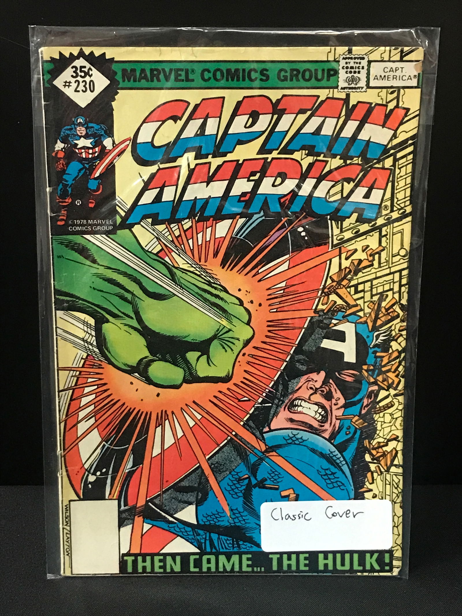 CAPTAIN MARVEL #230 - MARVEL COMICS (1 of 1)