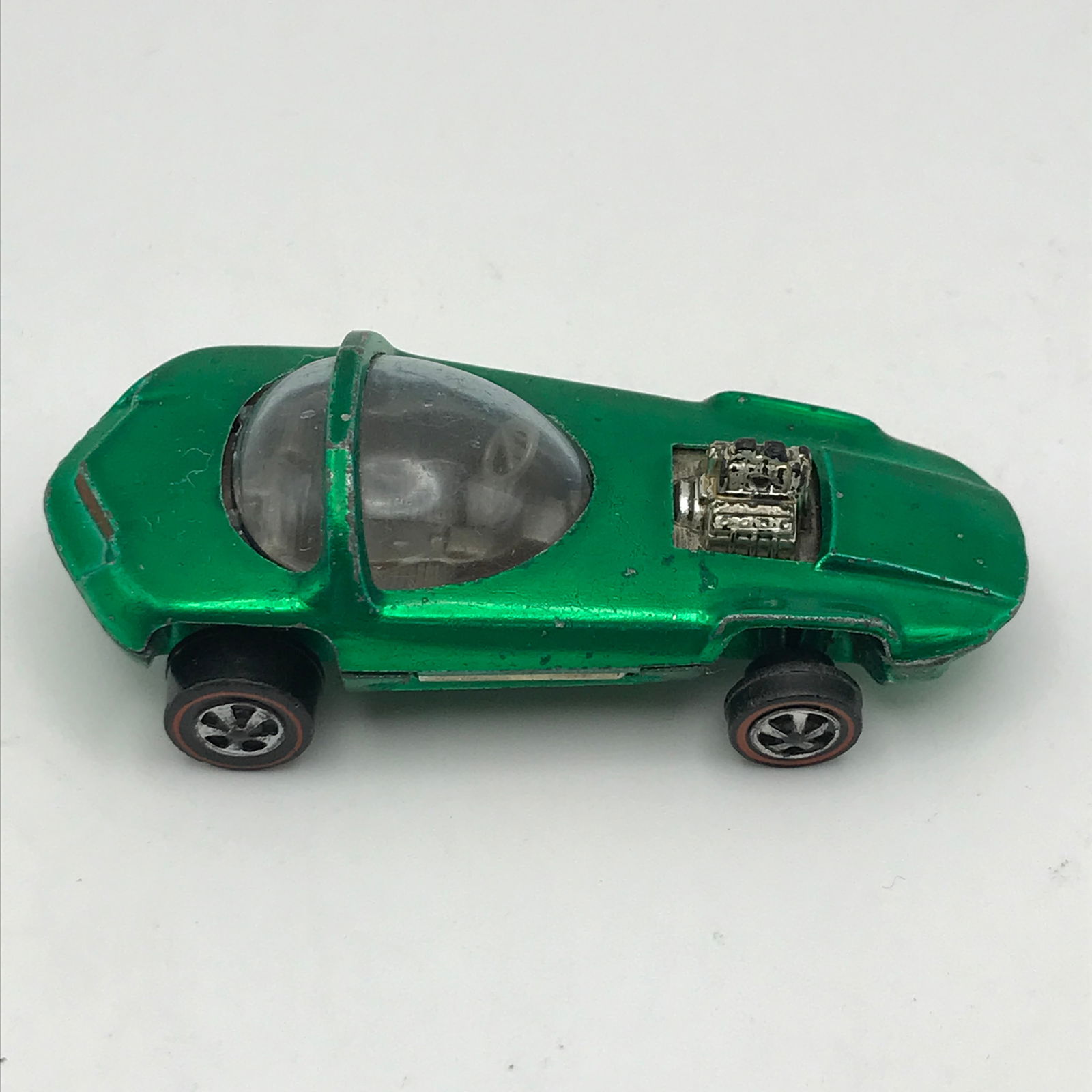 1967 HOT WHEELS REDLINE SILHOUETTE DIE CAST CAR IN GREEN (1 of 3)