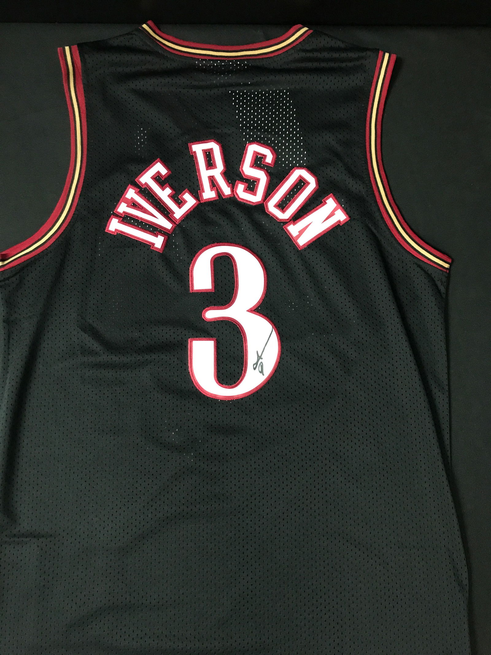 ALLEN IVERSON SIGNED PHILADELPHIA 76ERS JERSEY - ACE COA: Prices are in Canadian dollars