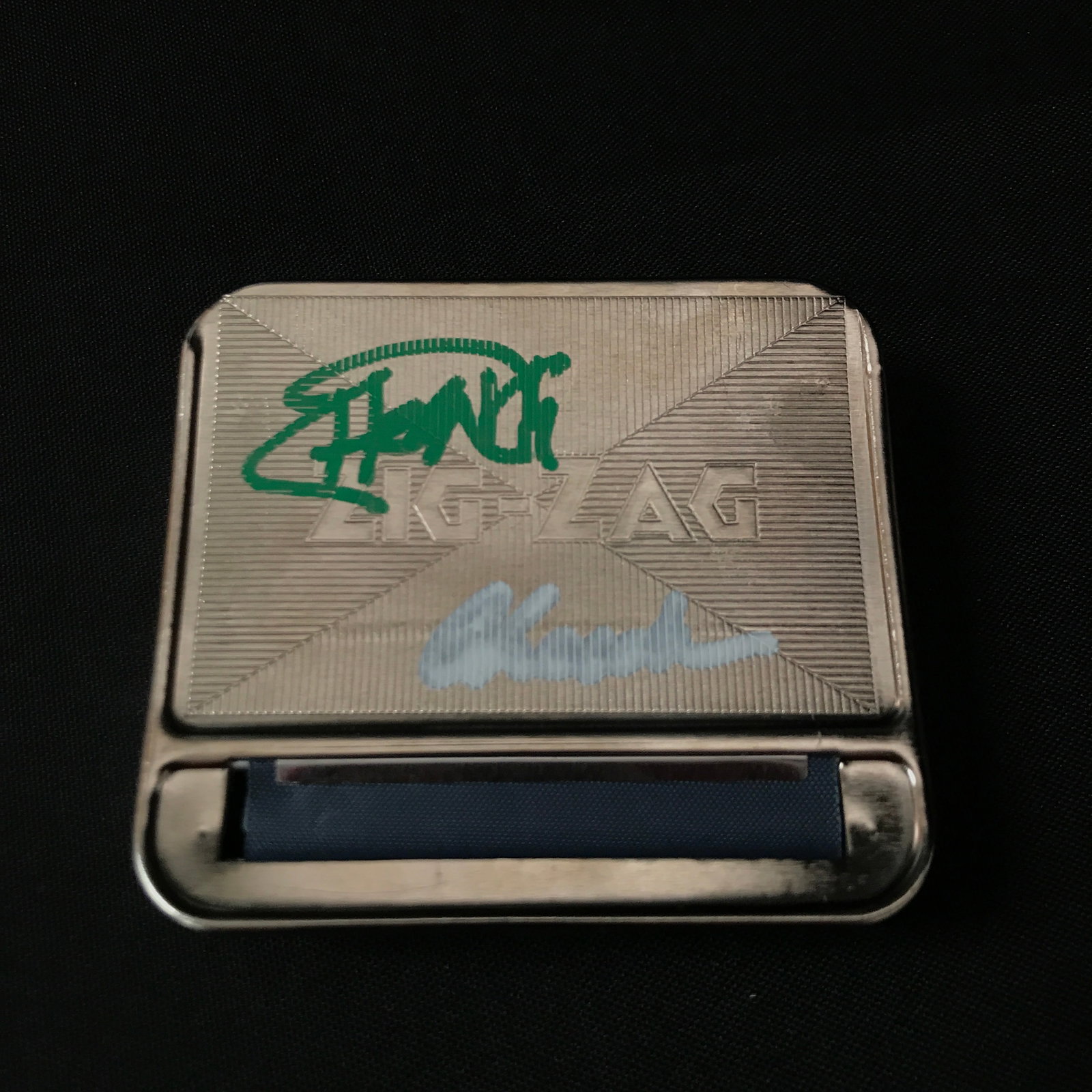 CHEECH AND CHONG SIGNED ZIG ZAG ROLLING MACHINE (KB COA): Prices are in Canadian dollars