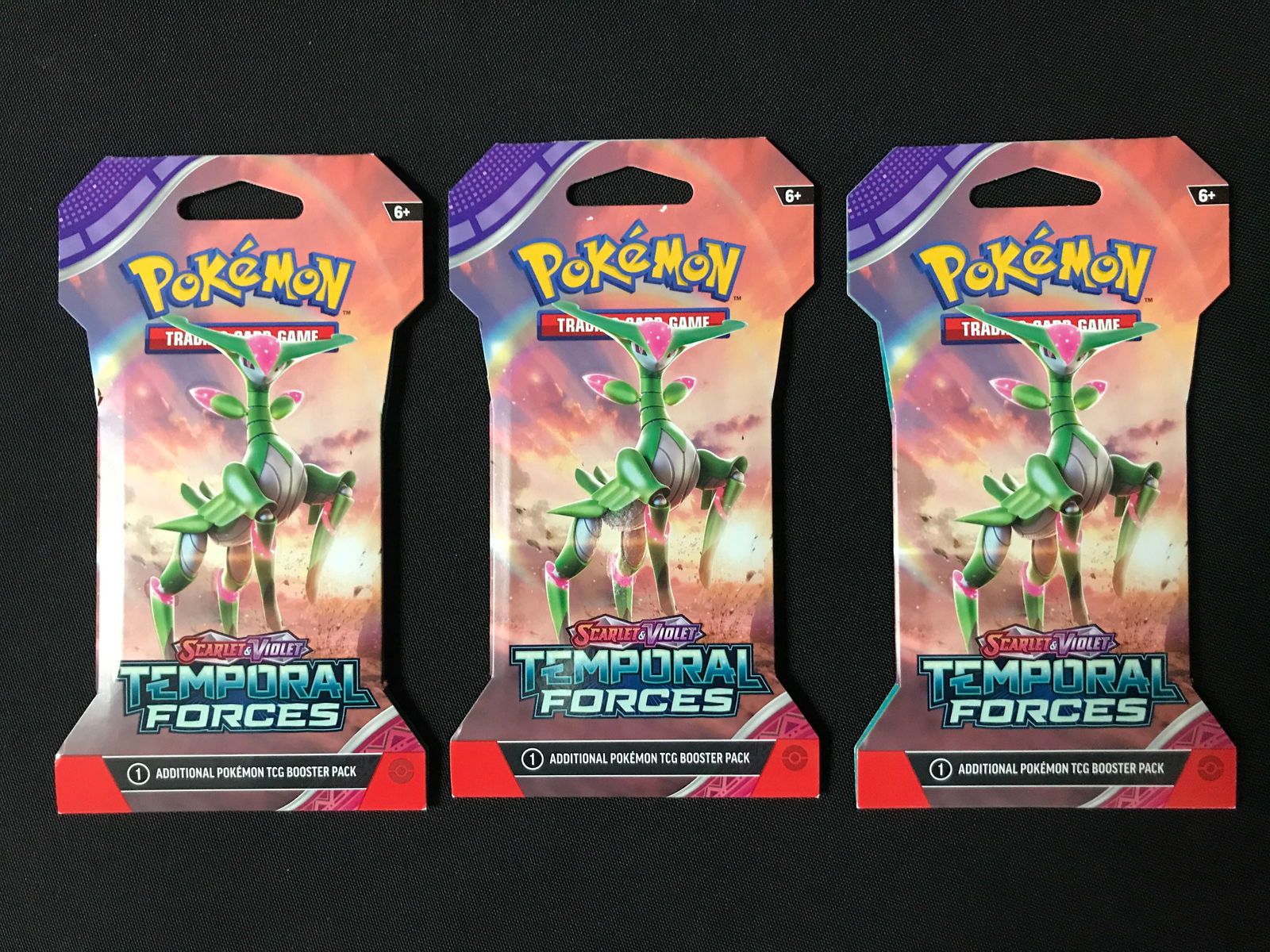 LOT OF 3 POKEMON TCG SCARLET & VIOLET TEMPORAL FORCES SEALED PACKS (1 of 1)