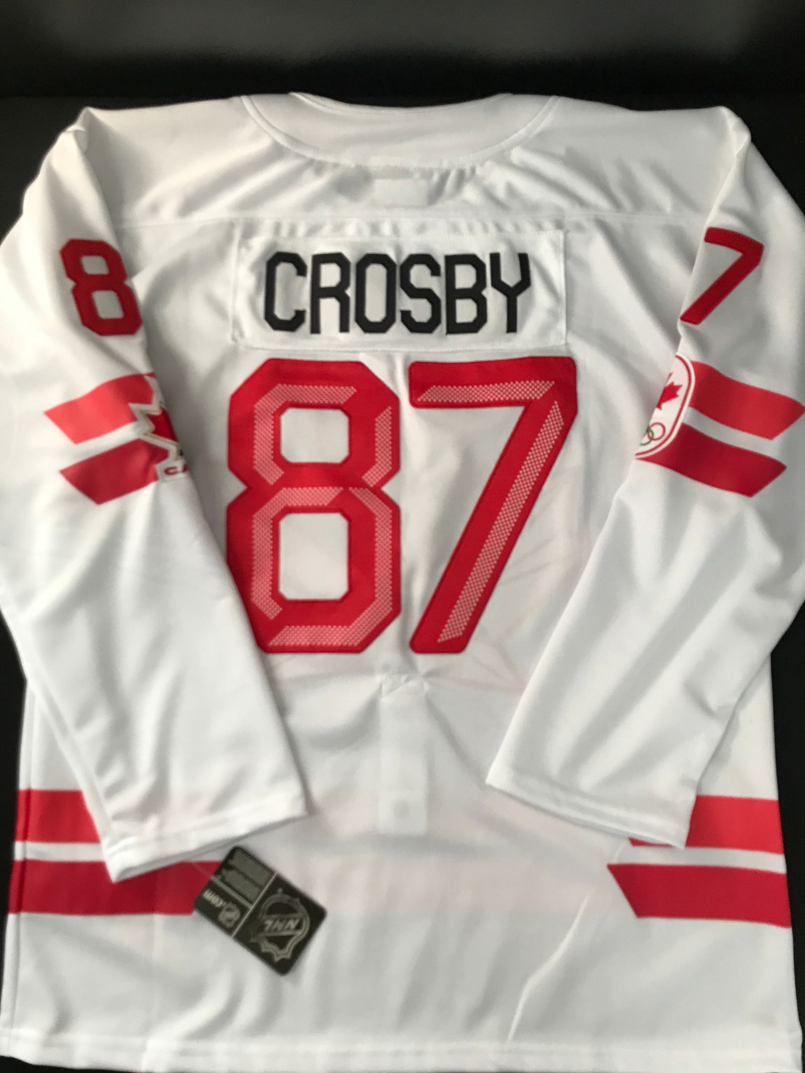 SIDNEY CROSBY 2026 TEAM CANADA OLYMPIC HOCKEY JERSEY (1 of 2)