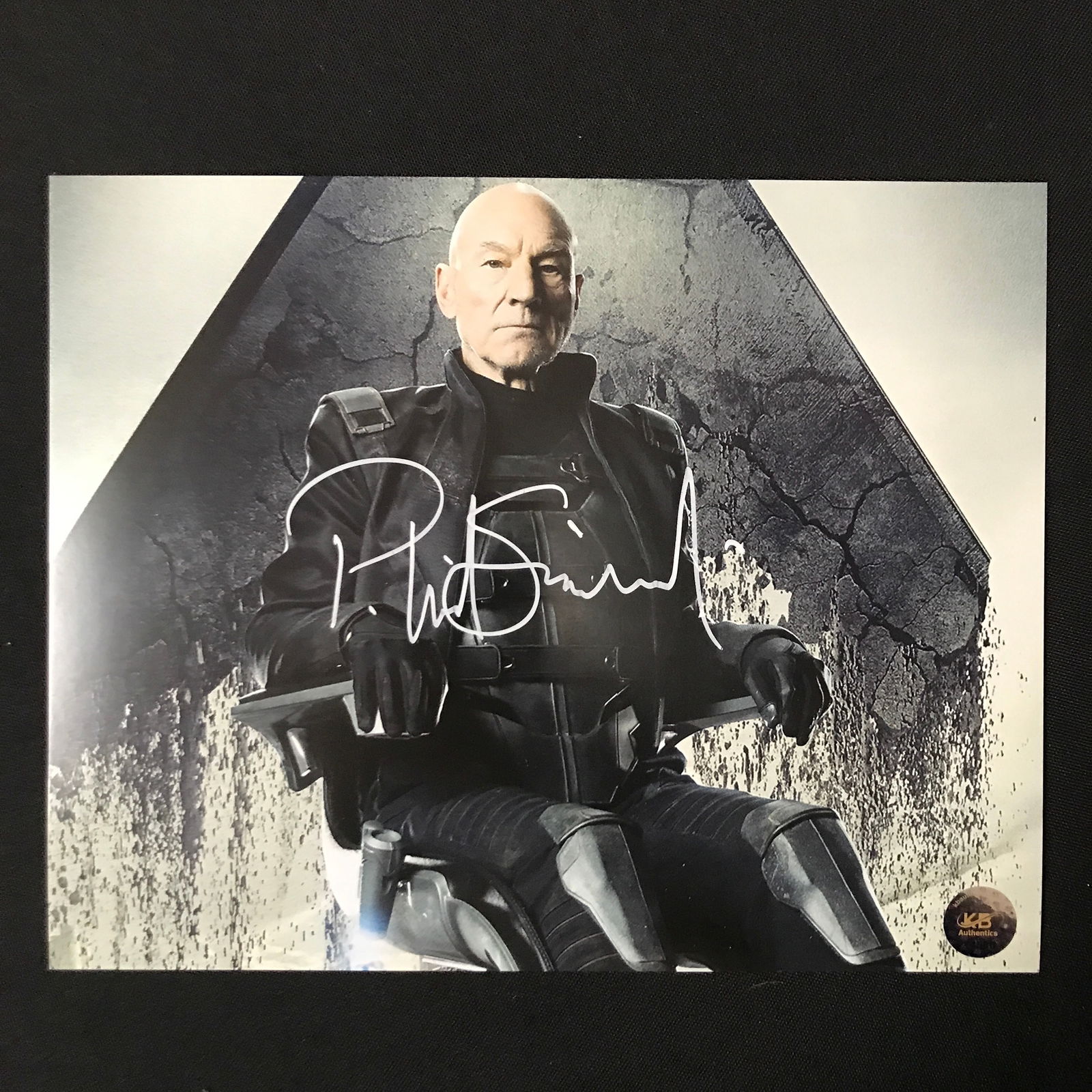 PATRICK STEWART SIGNED PROFESSOR X X-MEN 8X10 - KB COA (1 of 1)