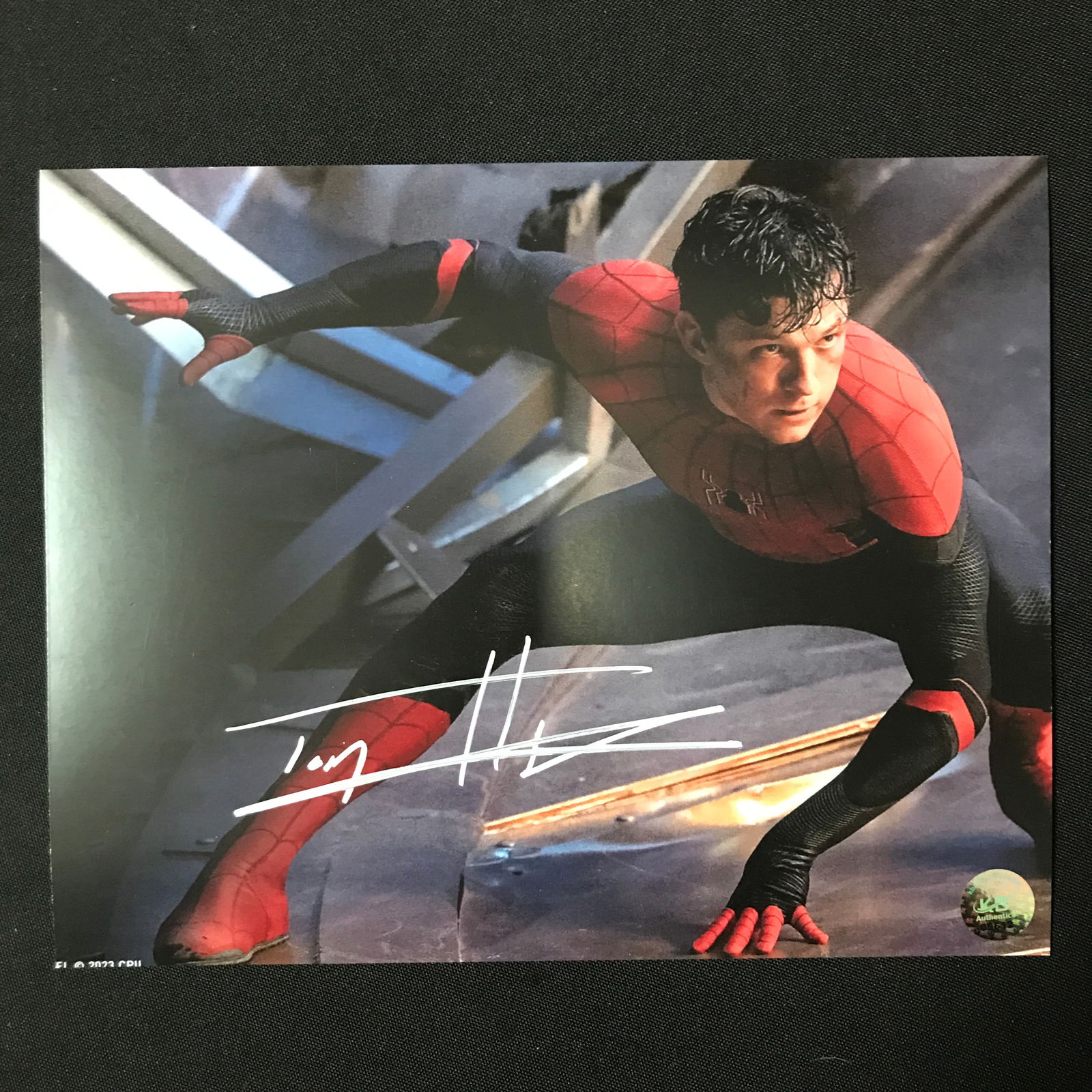 TOM HOLLAND SIGNED SPIDERMAN 8X10 - KB COA (1 of 1)