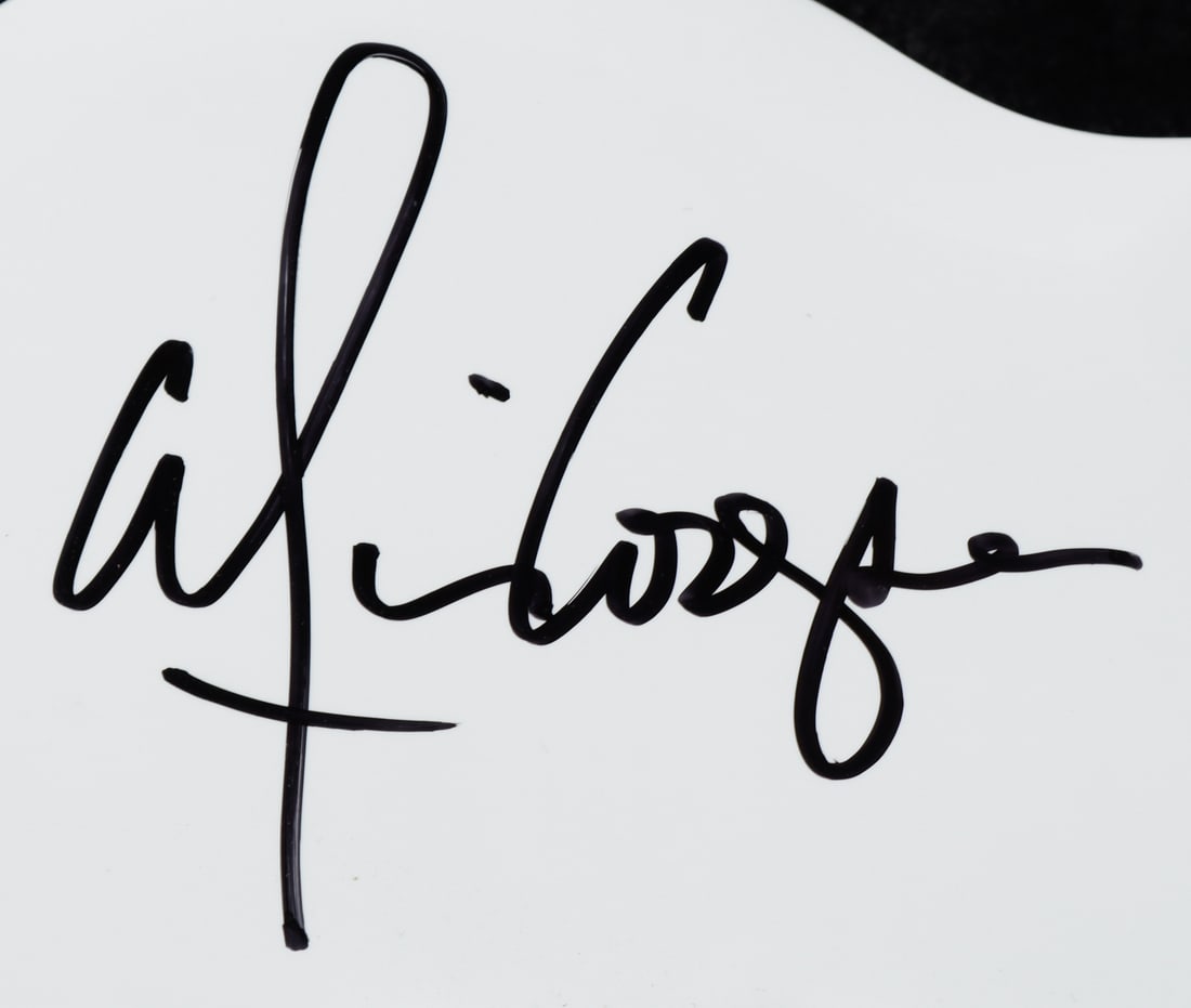 ALICE COOPER SIGNED ELECTRIC GUITAR (BECKETT COA) - 2