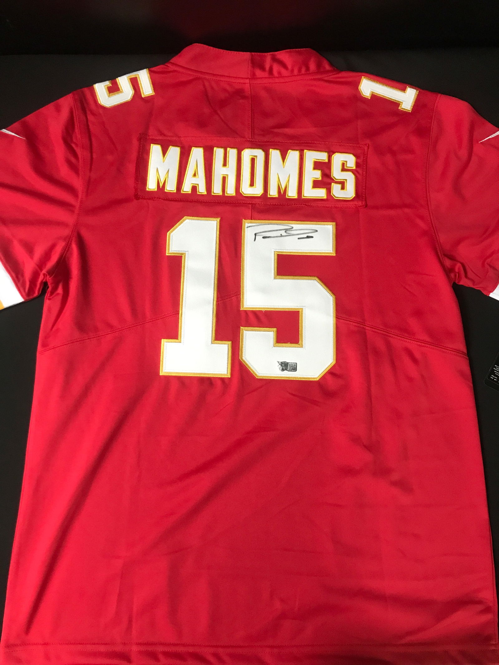 PATRICK MAHOMES SIGNED Kansas City CHIEFS CUSTOM FOOTBALL JERSEY - ACE COA (1 of 3)
