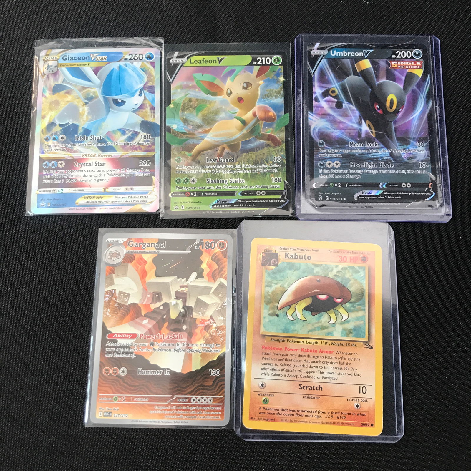 LOT OF 5 POKEMON TCG TRADING CARDS (1 of 1)