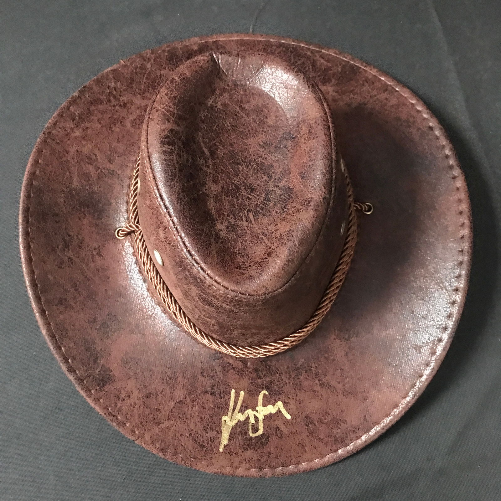 HARRISON FORD SIGNED INDIANA JONES HAT - KB COA (1 of 2)