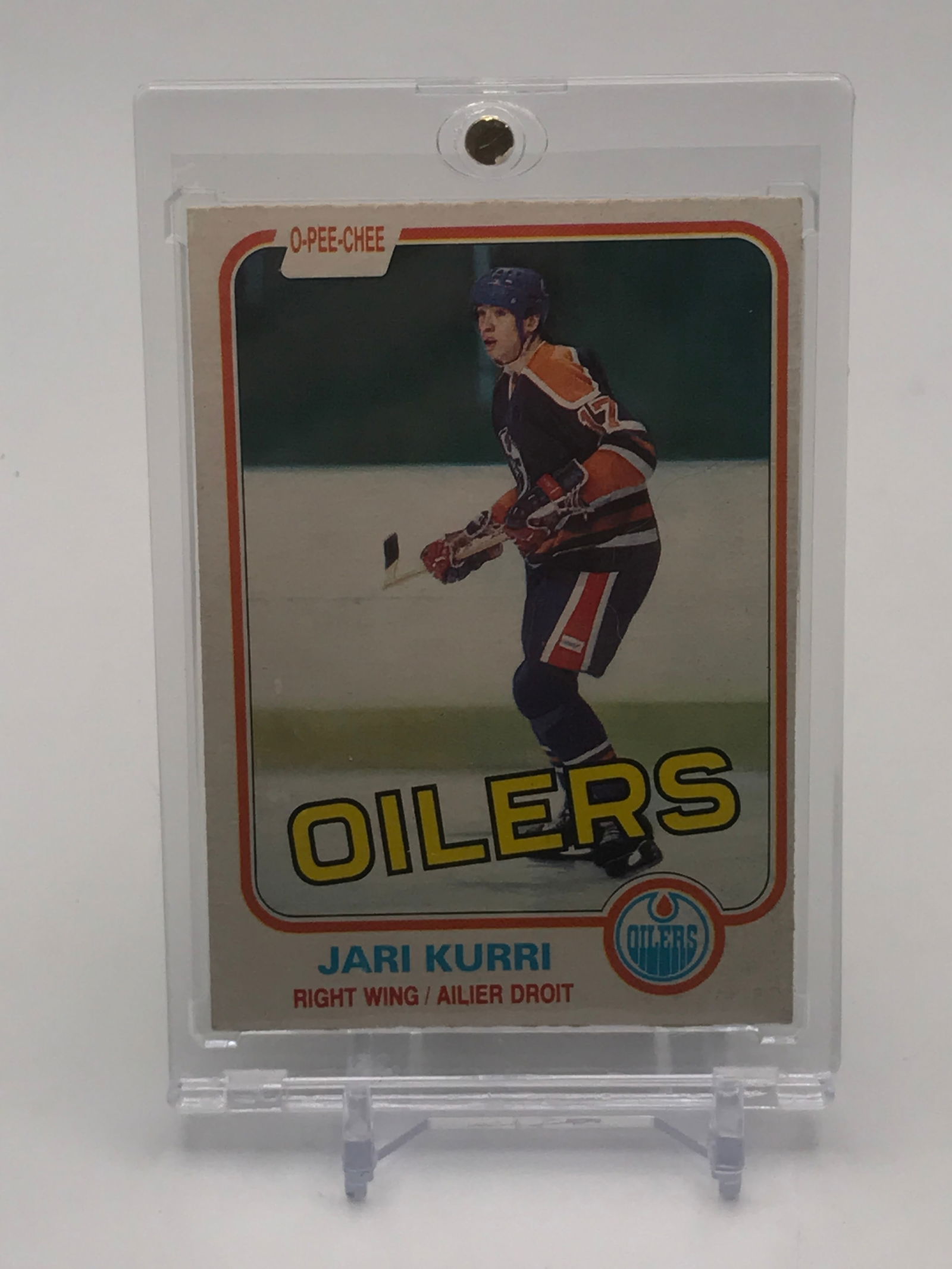 1981-82 OPC JARI KURRI ROOKIE HOCKEY TRADING CARD (1 of 2)