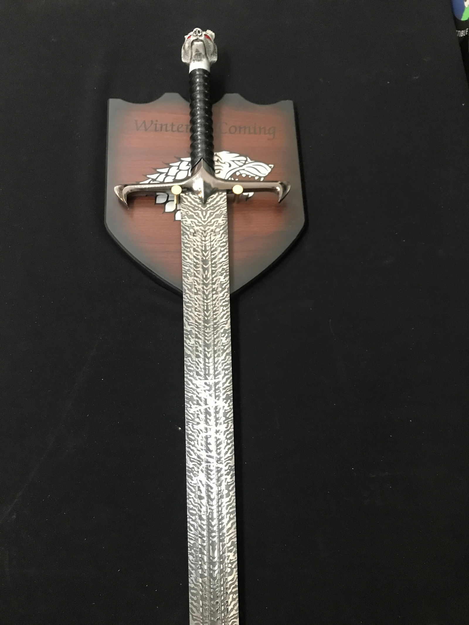 KIT HARRINGTON SIGNED LONG CLAW GAME OF THRONES PORP SWORD (KB COA) (1 of 3)