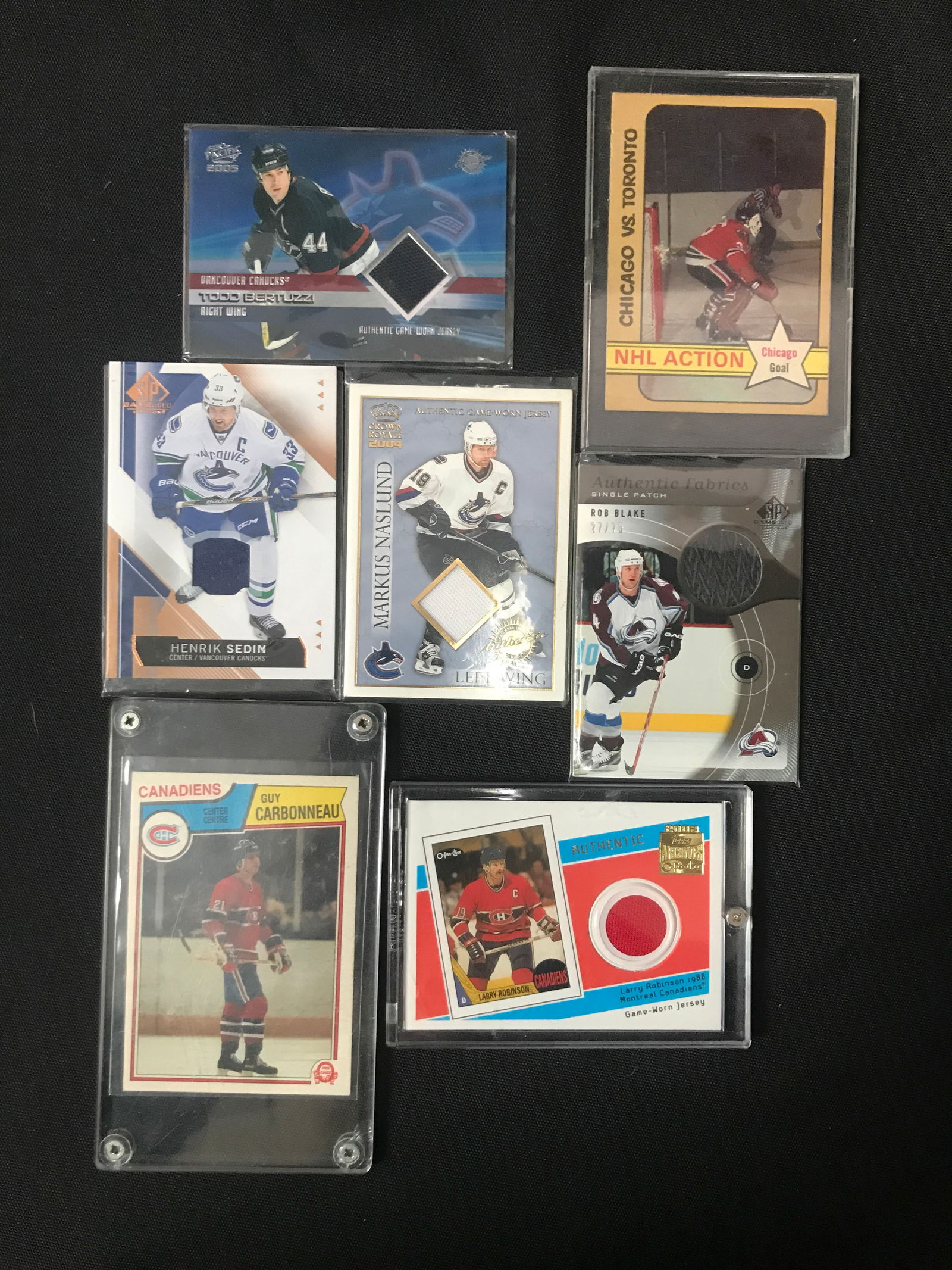 LOT OF 7 HOCKEY TRADING CARDS INCLUDING SEVERAL PATCH CARDS (1 of 1)