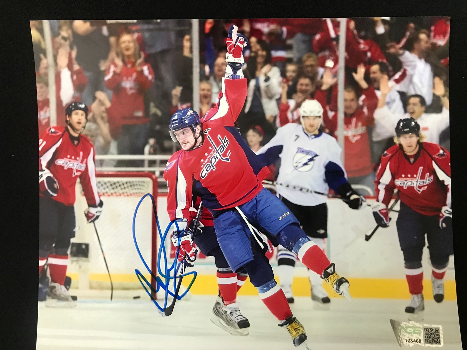 ALEXANDER OVECHKIN SIGNED 8 X 10 (ACE COA) (1 of 1)