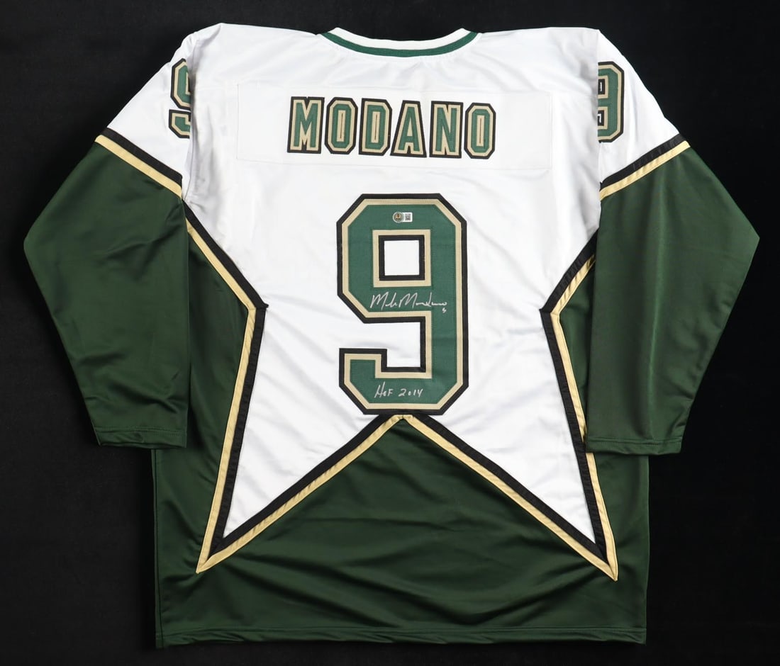 MIKE MODANO SIGNED DALLAS STARS HOCKEY JERSEY - BECKETT COA (1 of 3)