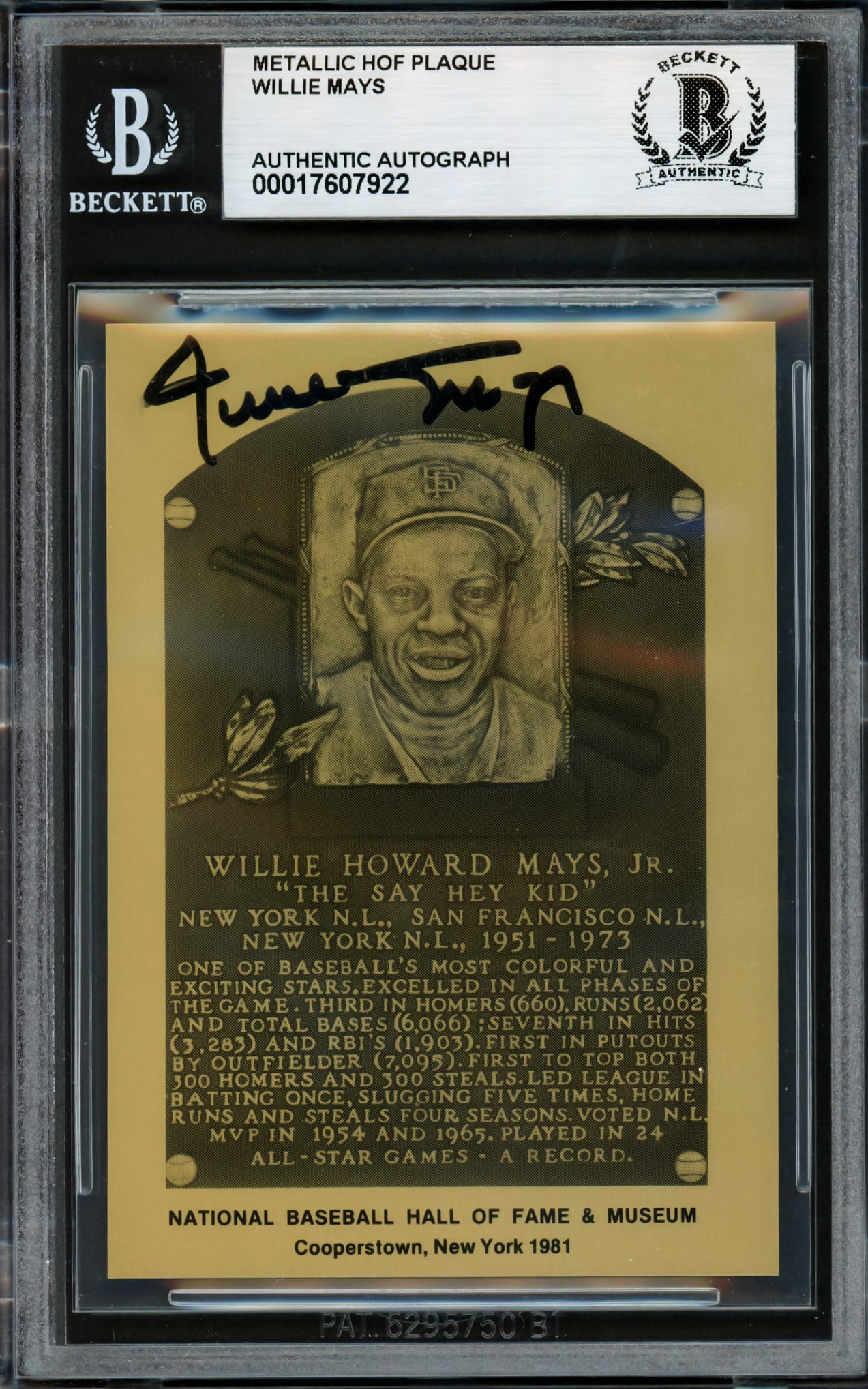 METTALIC HOF PLAQUE WILLIE MAYS SIGNED - BECKETT COA: Prices are in Canadian dollars