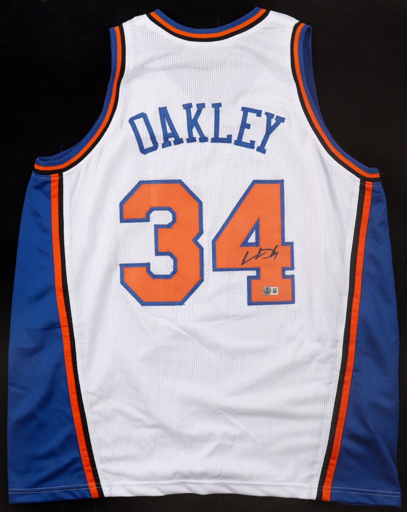 CHARLES OAKLEY SIGNED NEW YORK KNICKS BASKETBALL JERSEY - BECKETT COA: Prices are in Canadian dollars