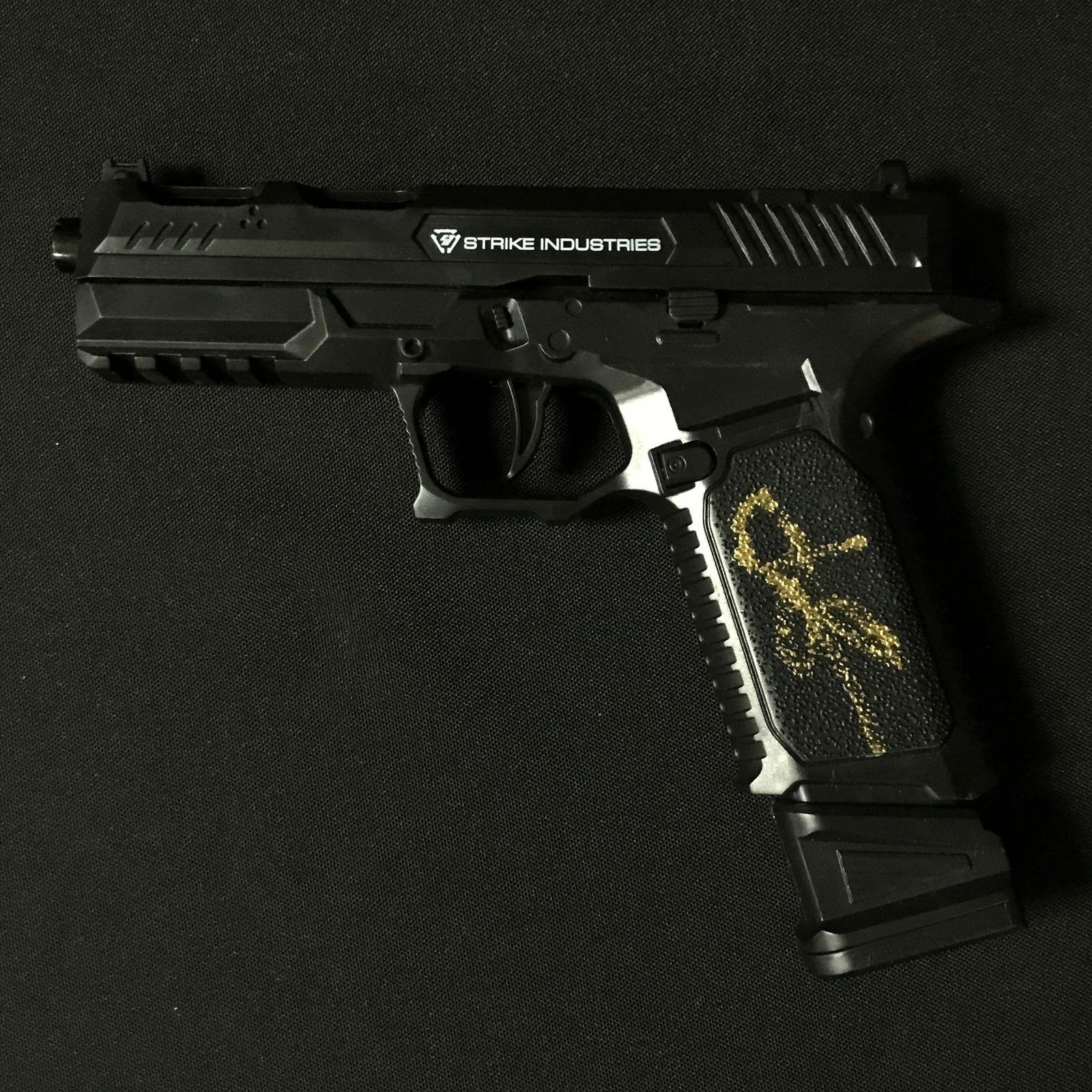 JASON STATHAM SIGNED EXPENDABLES PROP GUN (KB COA): Prices are in Canadian dollars