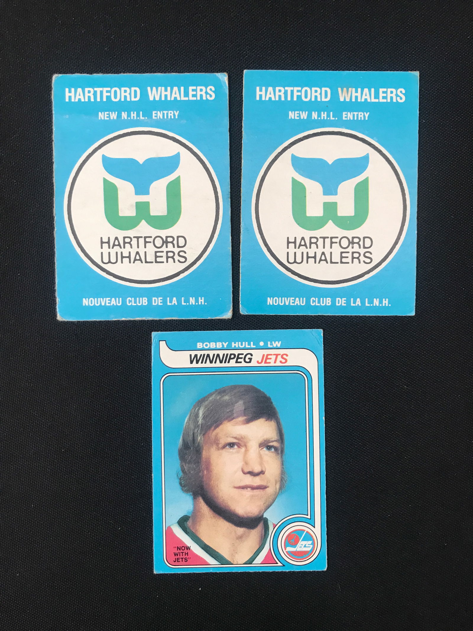 LOT OF 3 1979 OPC HOCKEY TRADING CARDS INCLUDING BOBBY HULL: Prices are in Canadian dollars