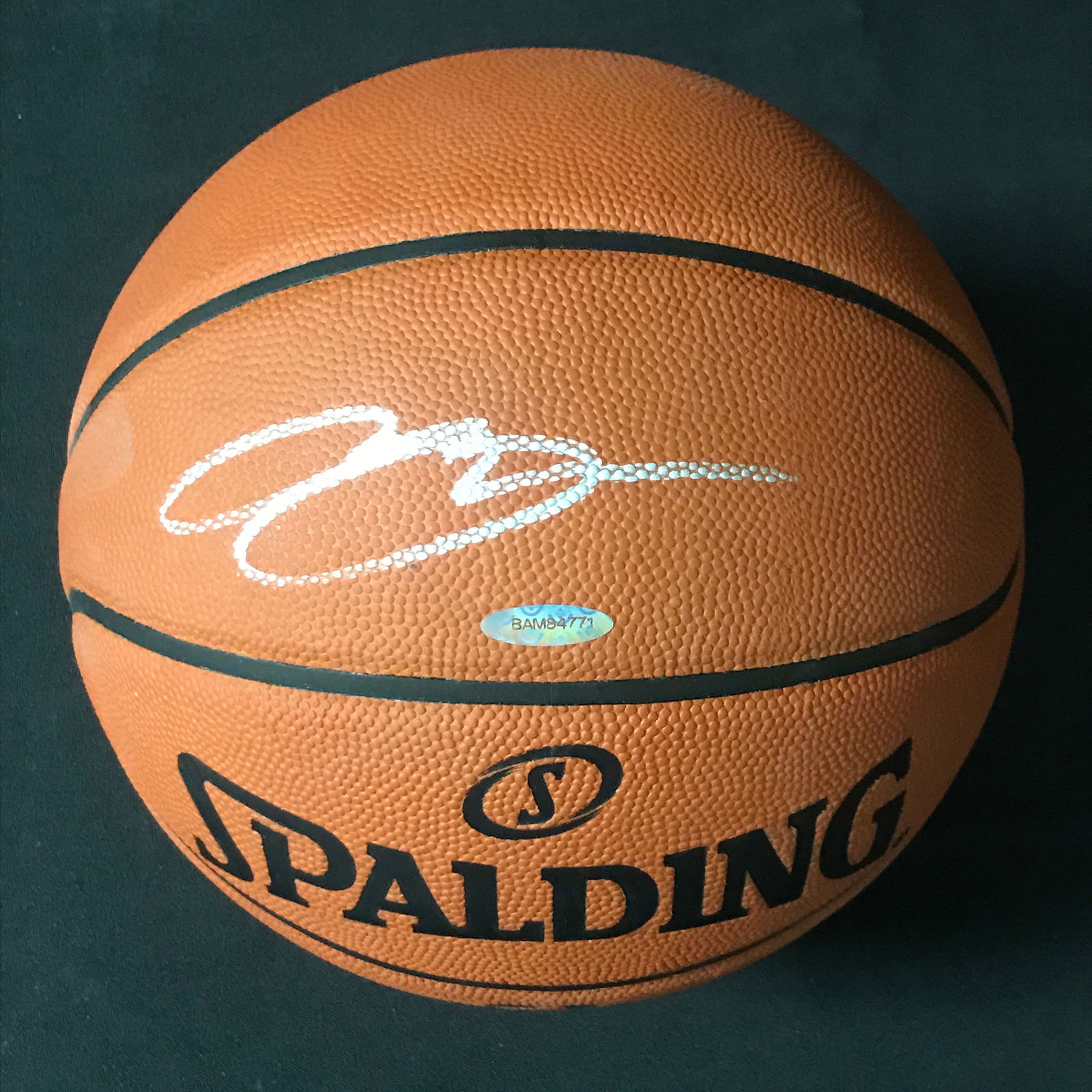 LEBRON JAMES SIGNED SPALDING BASKETBALL (UPPER DECK COA) (1 of 2)