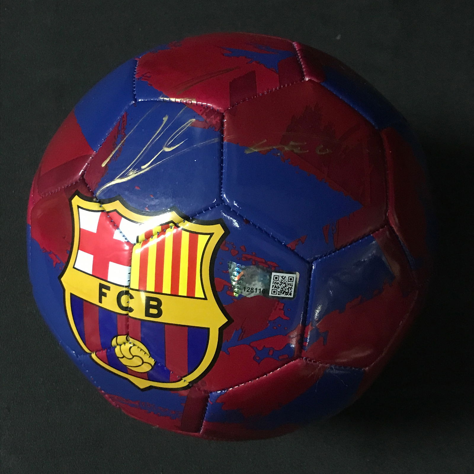 LIONAL MESSIS SIGNED FC BARCELONA SOCCER BALL ACE COA) (1 of 2)