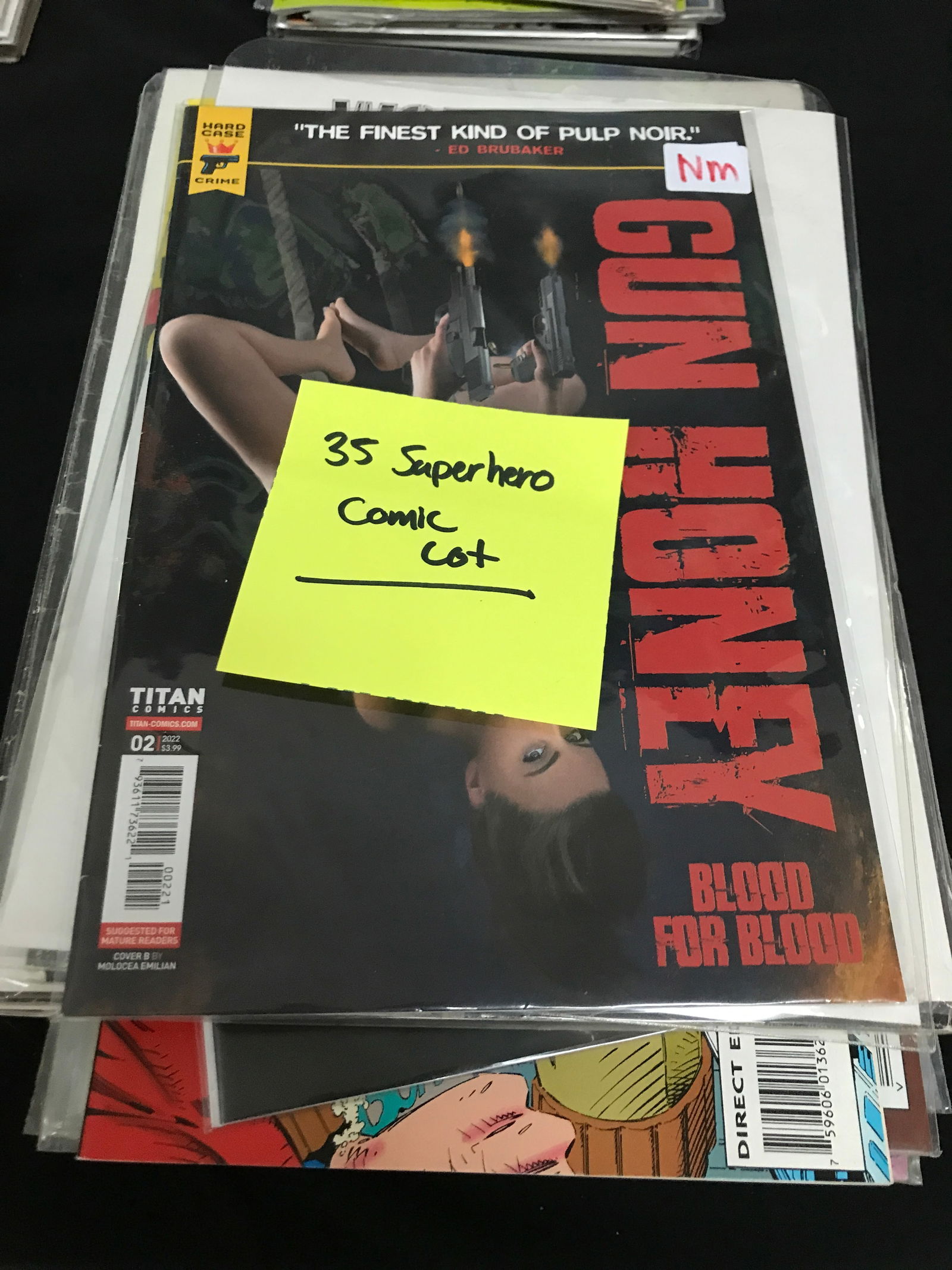 LOT OF 35 SUPERHERO COMICS (1 of 1)