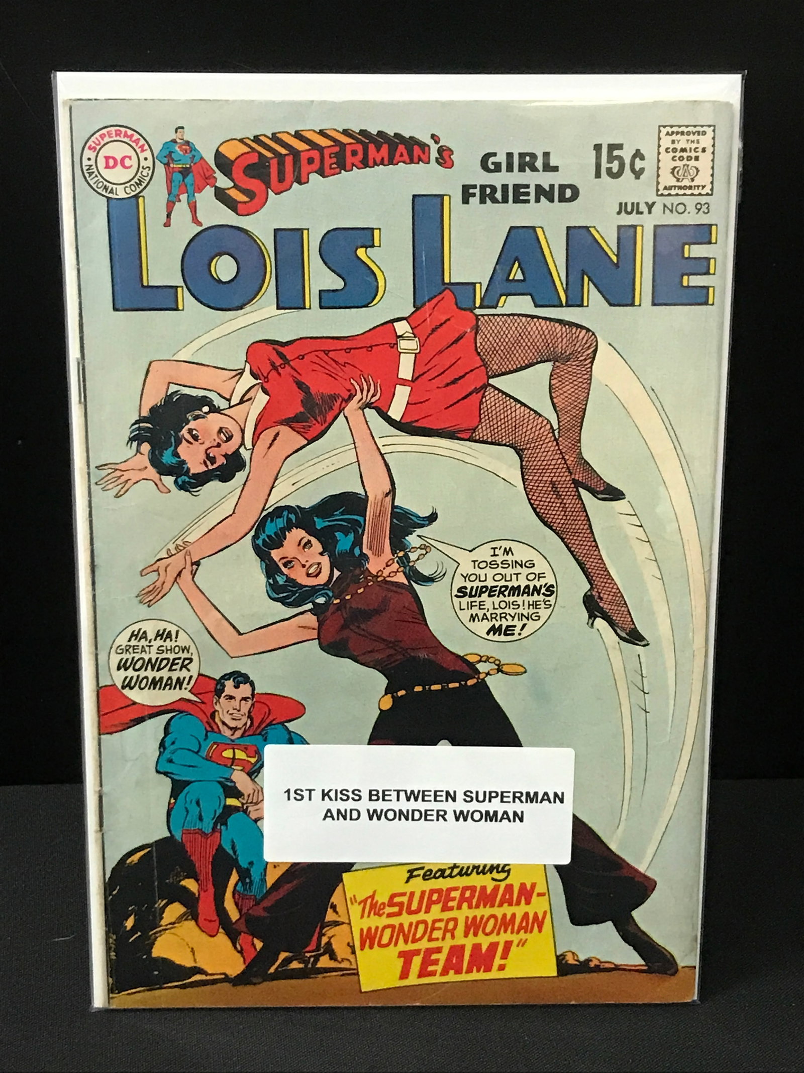 SUPERMAN'S GIRL FRIEND LOIS LANE #93 1ST KISS BETWEEN SUPERMAN AND WONDER WOMAN - DC COMICS: Prices are in Canadian dollars