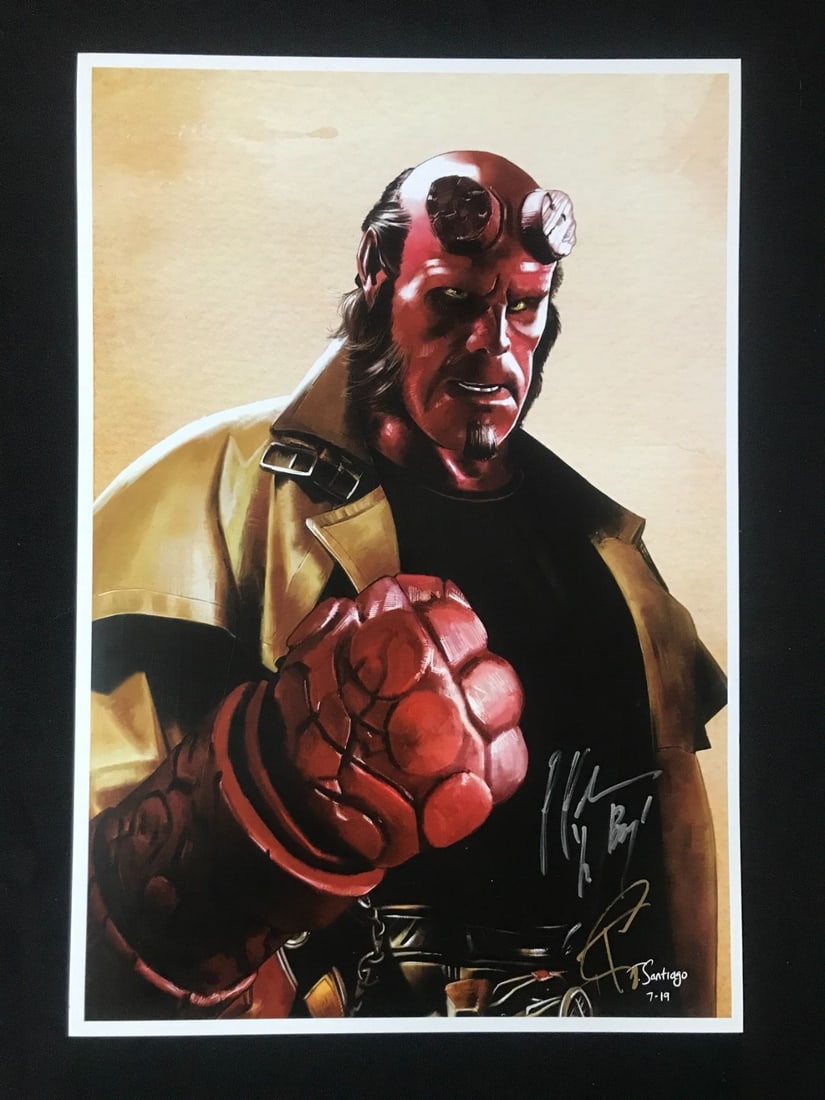 RON PEARLMAN SIGNED HELLBOY 11 X 18 POSTER - WWOC COA: Prices are in Canadian dollars