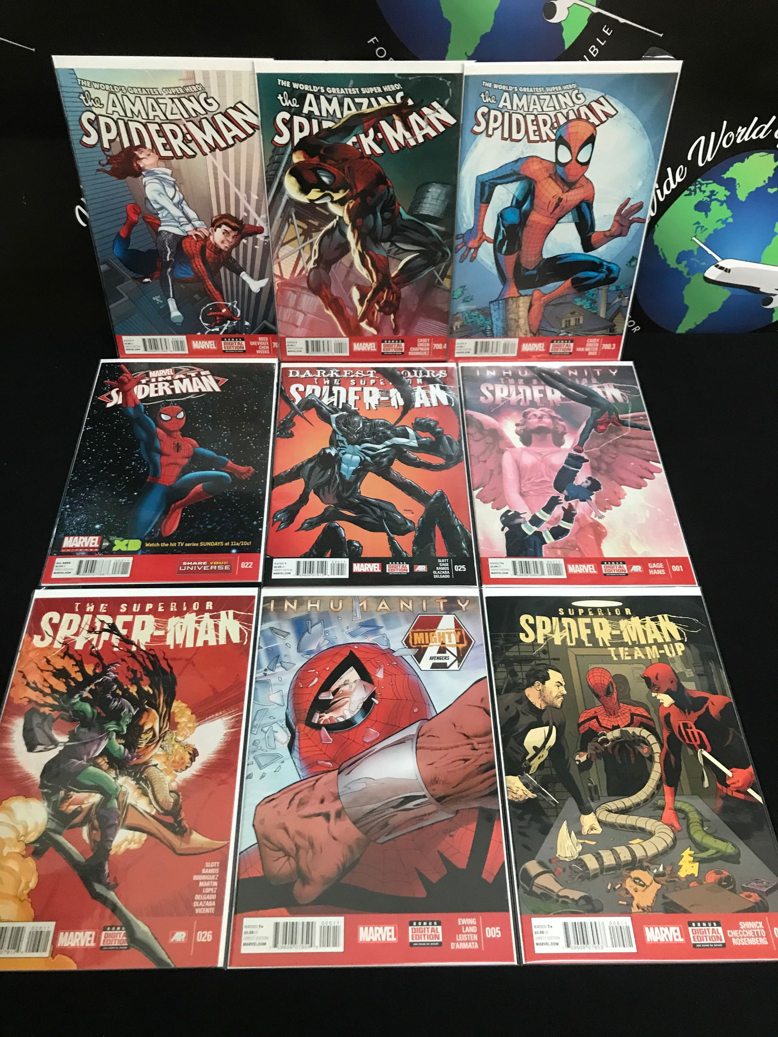 LOT OF 9 COMICS FEATURING SPIDERMAN - MARVEL COMICS (1 of 1)