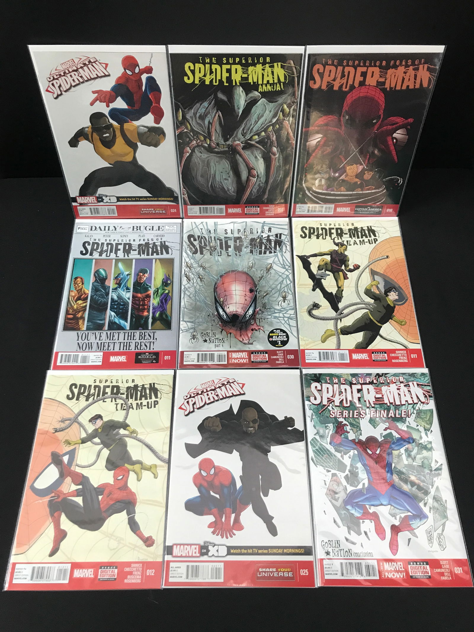 LOT OF 9 COMICS FEATURING SPIDERMAN - MARVEL COMICS (1 of 1)