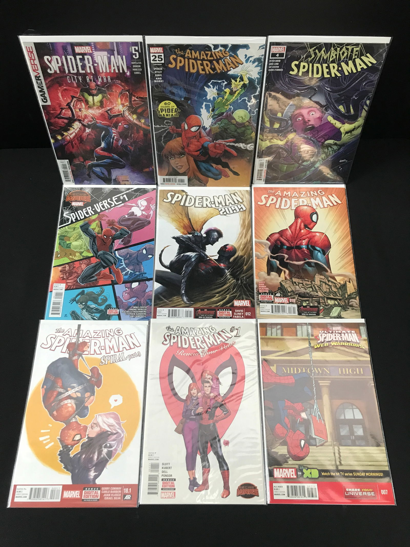 LOT OF 9 COMICS FEATURING SPIDERMAN - MARVEL COMICS (1 of 1)