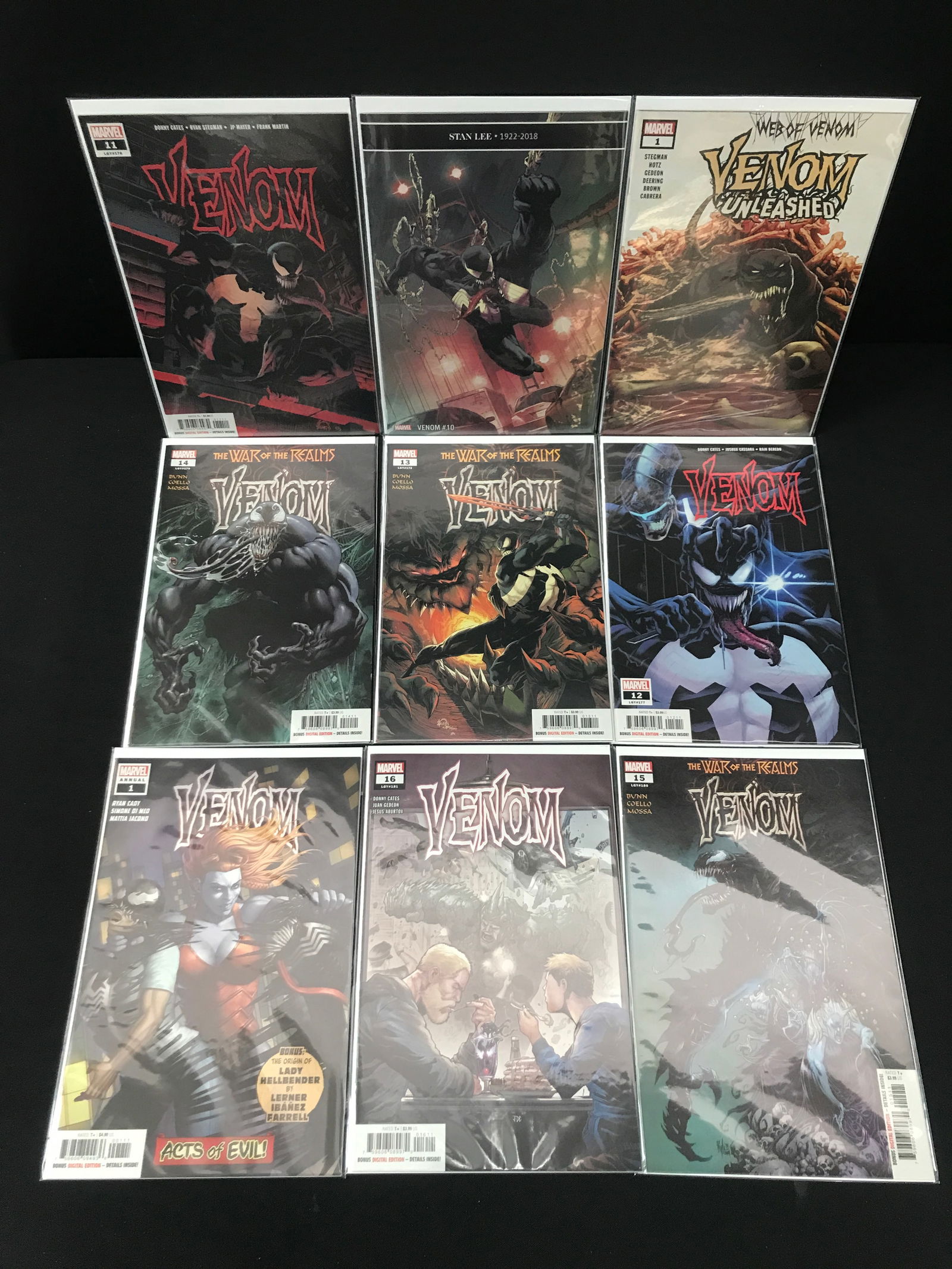 LOT OF 9 COMICS FEATURING VENOM - MARVEL COMICS: Prices are in Canadian dollars