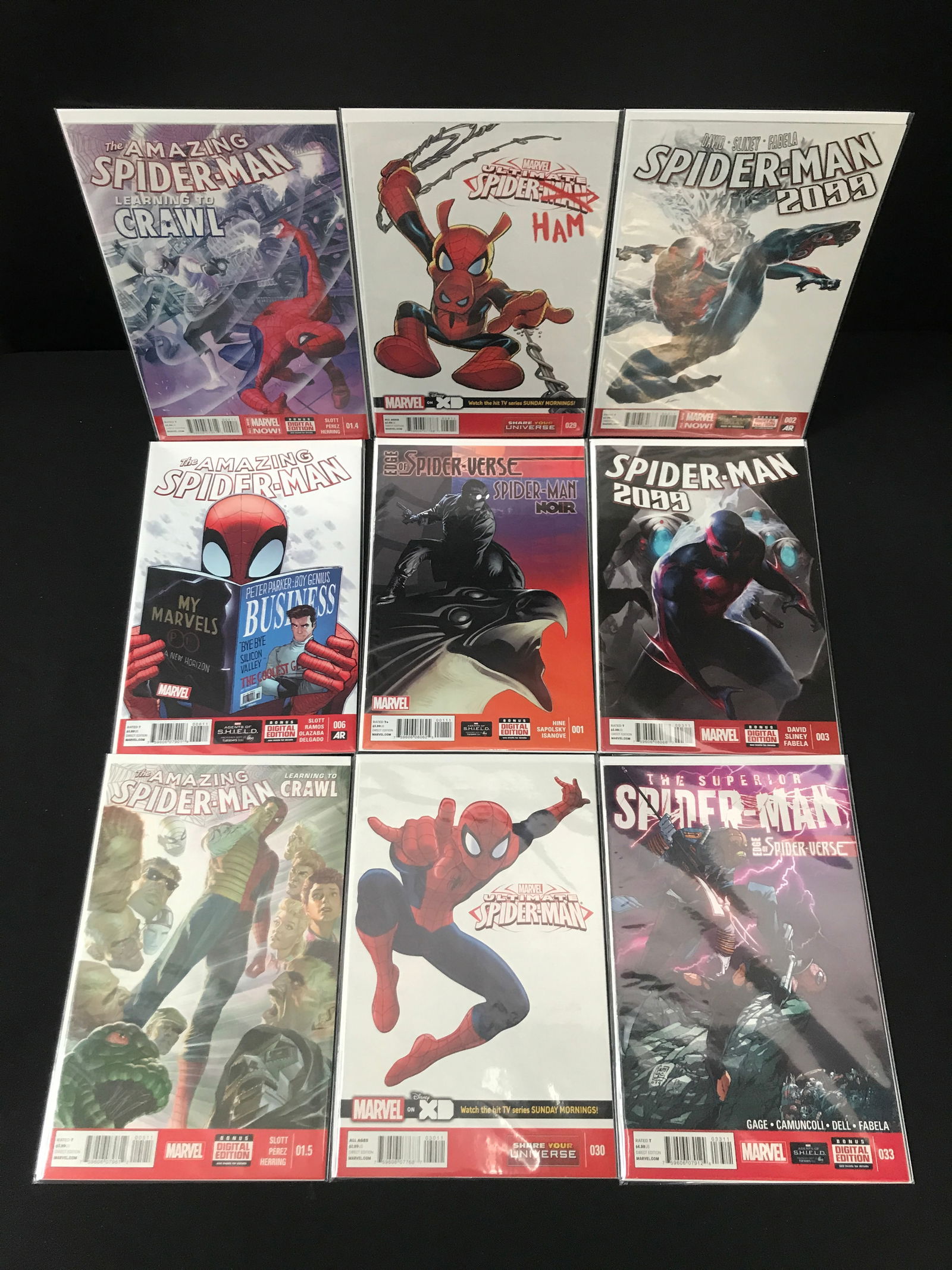 LOT OF 9 COMICS FEATURING SPIDERMAN - MARVEL COMICS (1 of 1)