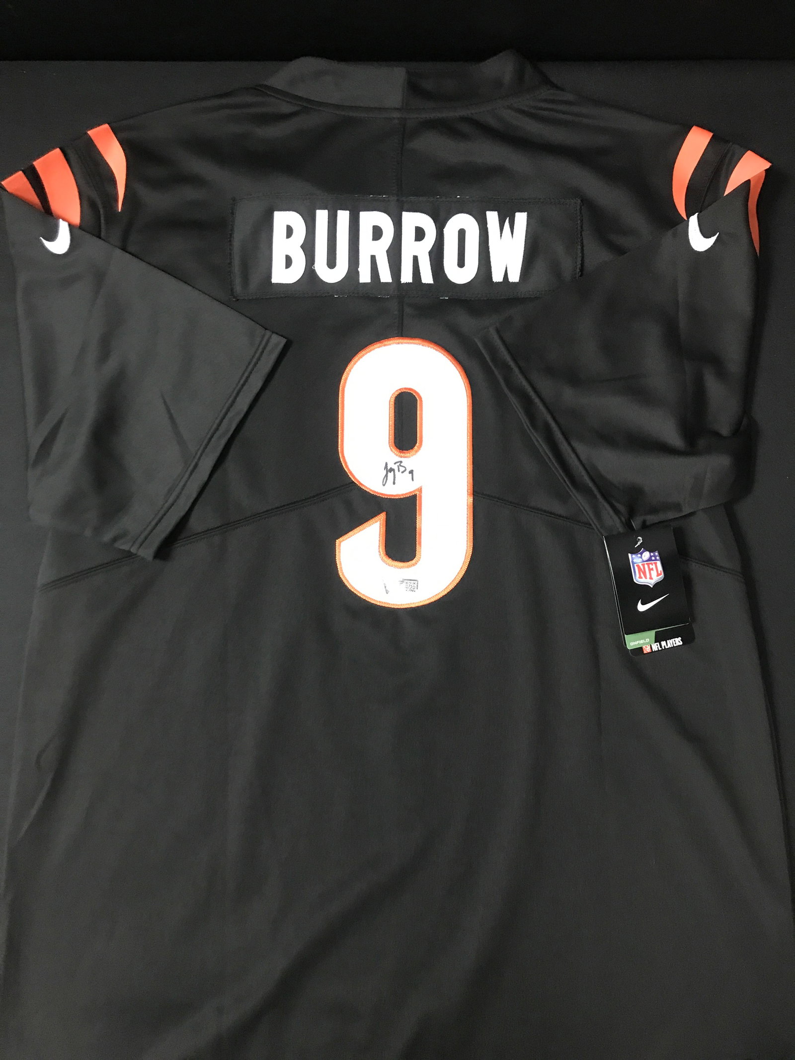 JOE BURROW SIGNED CINCINATTI BENGALS CUSTOM FOOTBALL JERSEY (ACE COA): Prices are in Canadian dollars