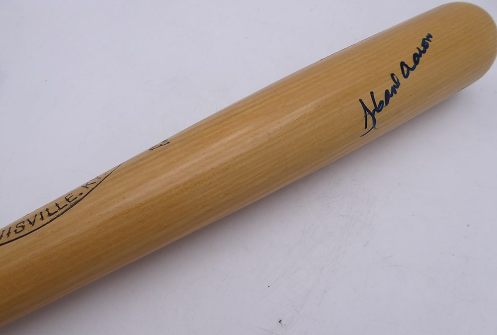 HANK AARON SIGNED LOUISVILLE SLUGGER BASEBALL BAT (BECKETT COA) (1 of 3)