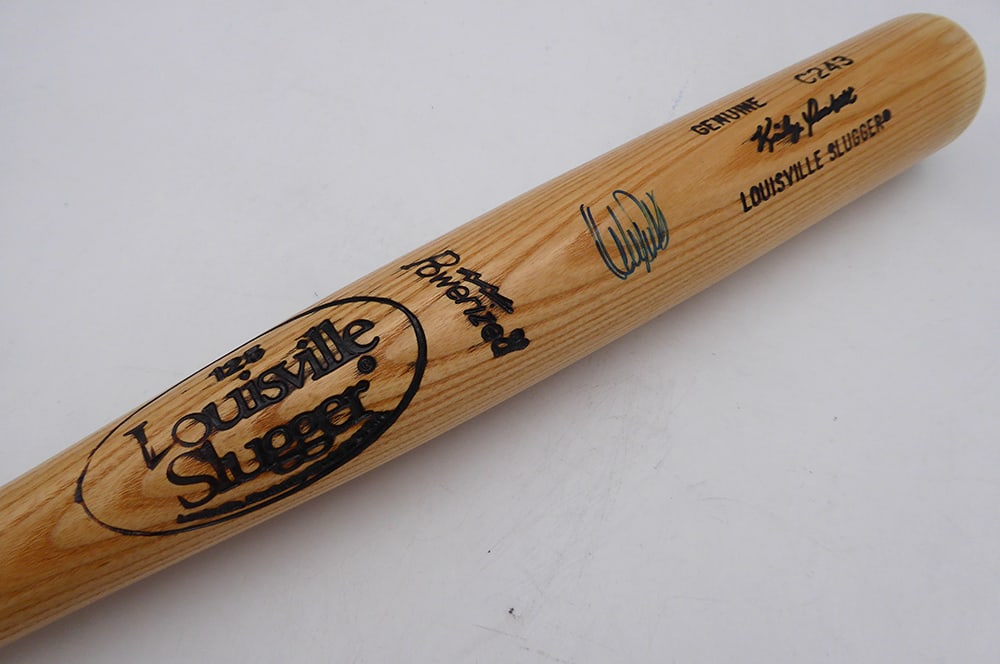 KIRBY PUCKETT SIGNED LOUISVILLE SLUGGER BASEBALL BAT (BECKETT COA) (1 of 3)