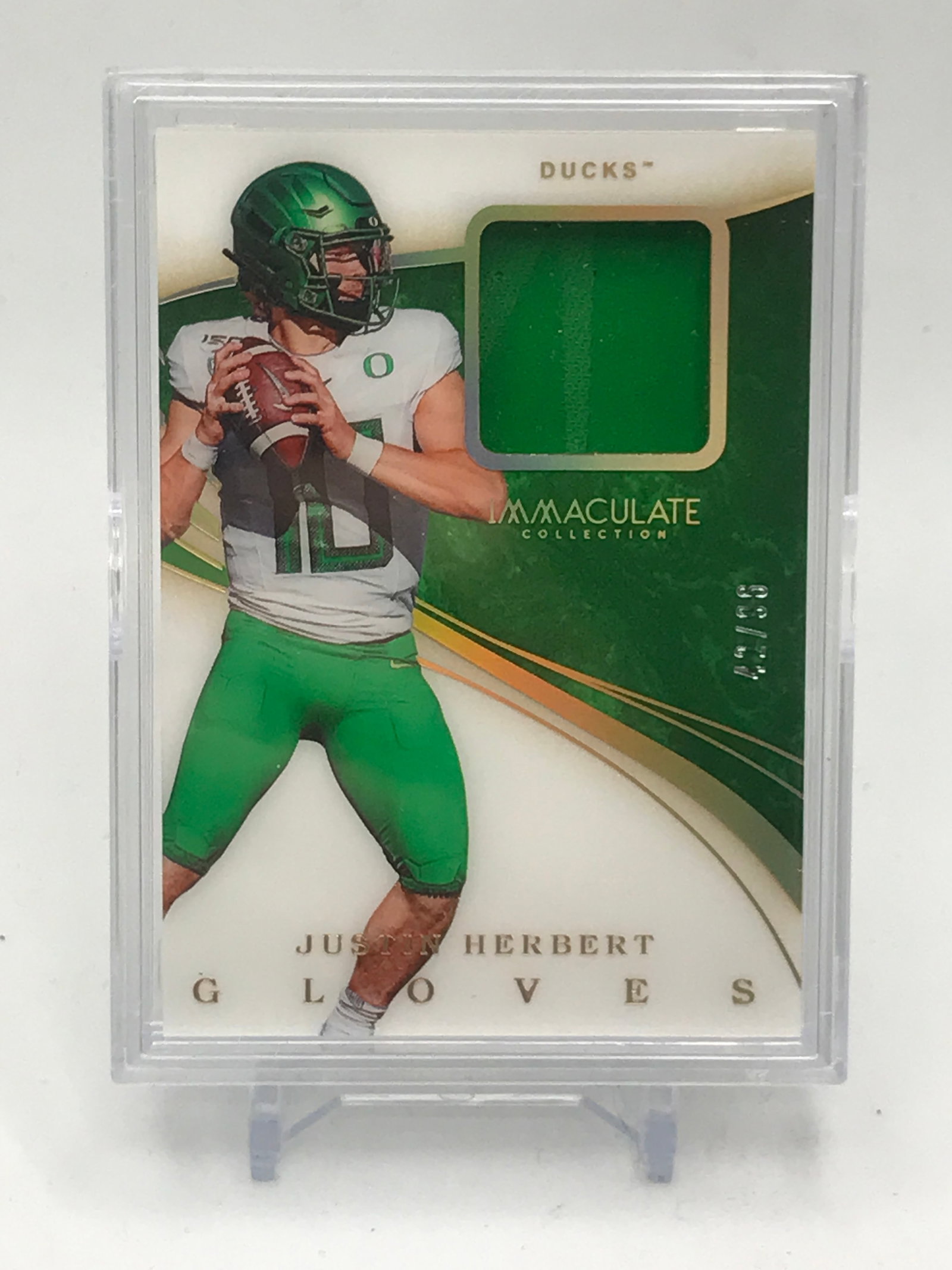 2020 PANINI IMMACULATE JUSTIN HERBERT ROOKIE PATCH 42/66: Prices are in Canadian dollars