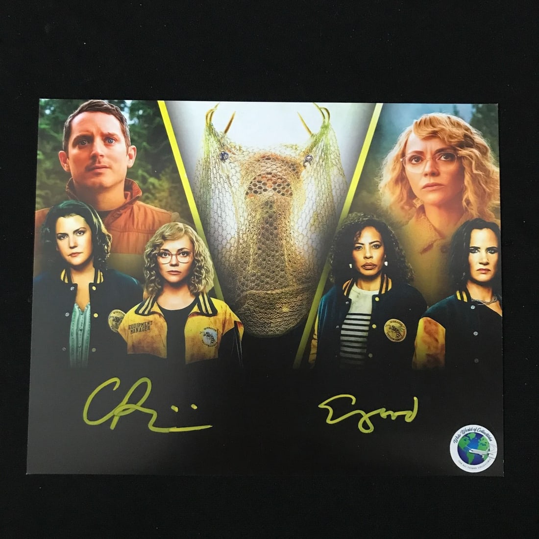 CHRISTINA RICCI AND ELIJAH WOOD SIGNED YELLOWJACKETS 8 X 10 (WWOC COA): Prices are in Canadian dollars