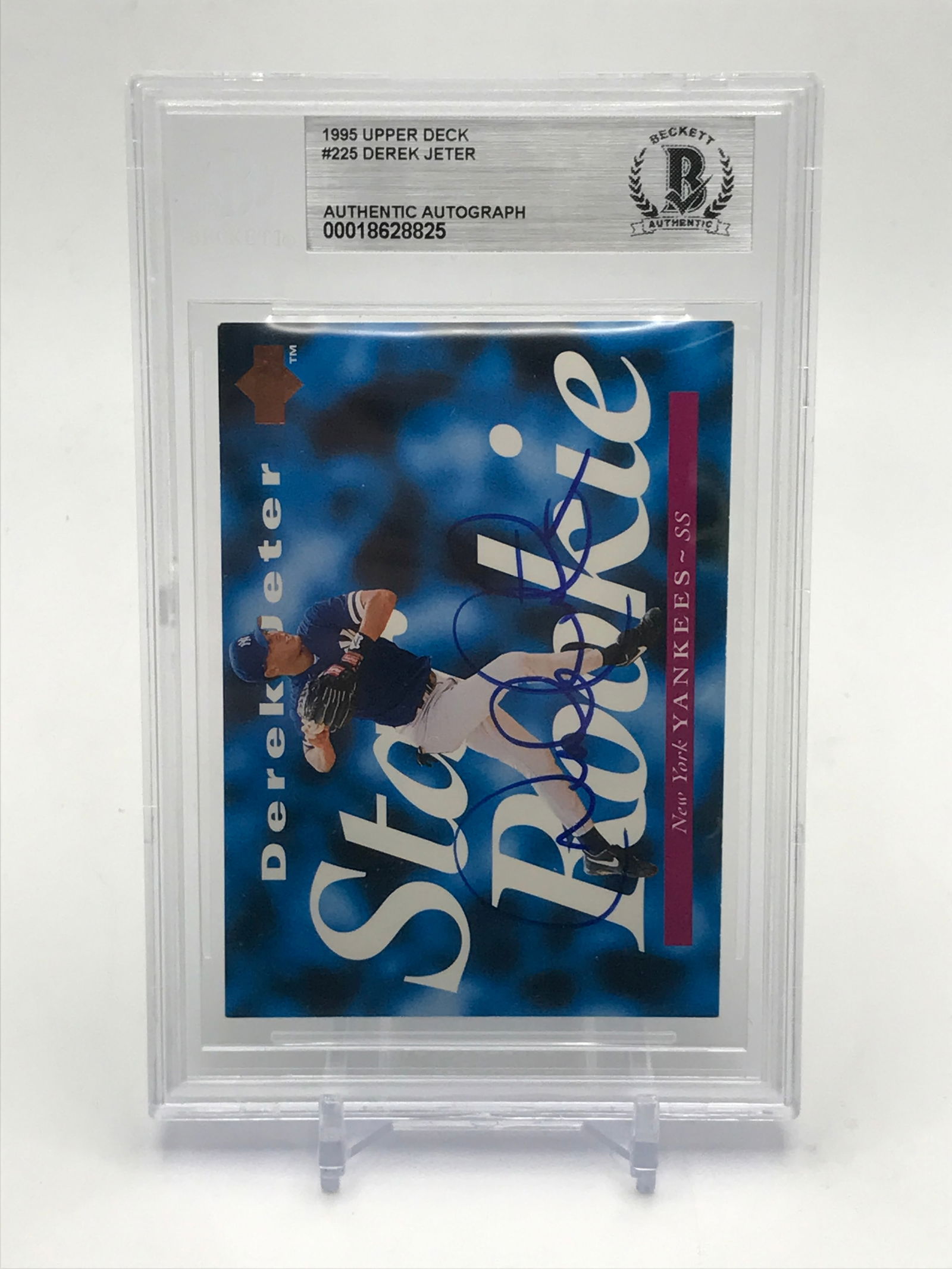 1995 UPPER DECK DEREK JETER SIGNED STAR ROOKIE TRADING CARD - BECKETT ENCAPSULATED (1 of 2)