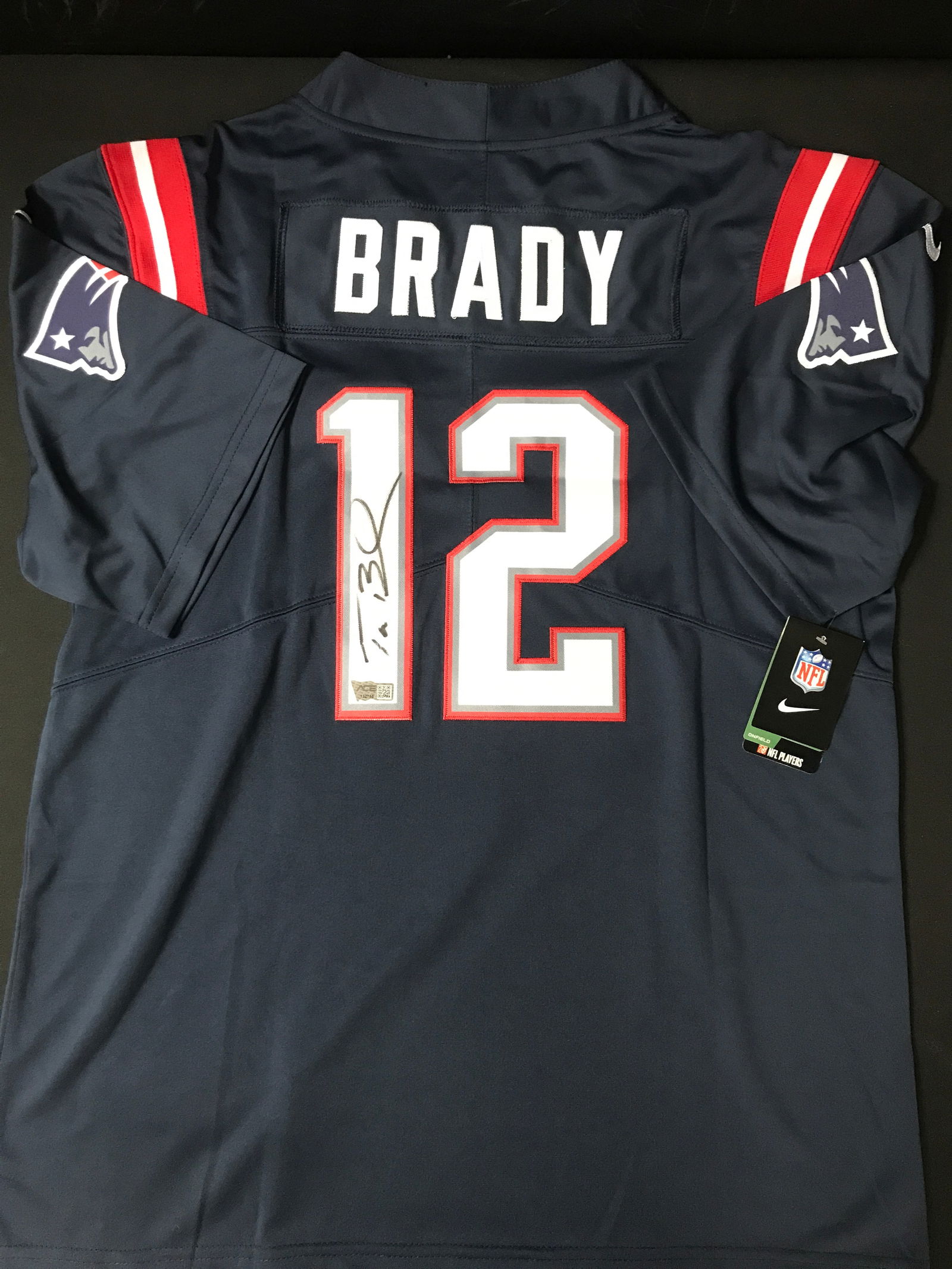 TOM BRADY SIGNED NEW ENGLAND PATRIOTS CUSTOM JERSEY - ACE COA (1 of 3)