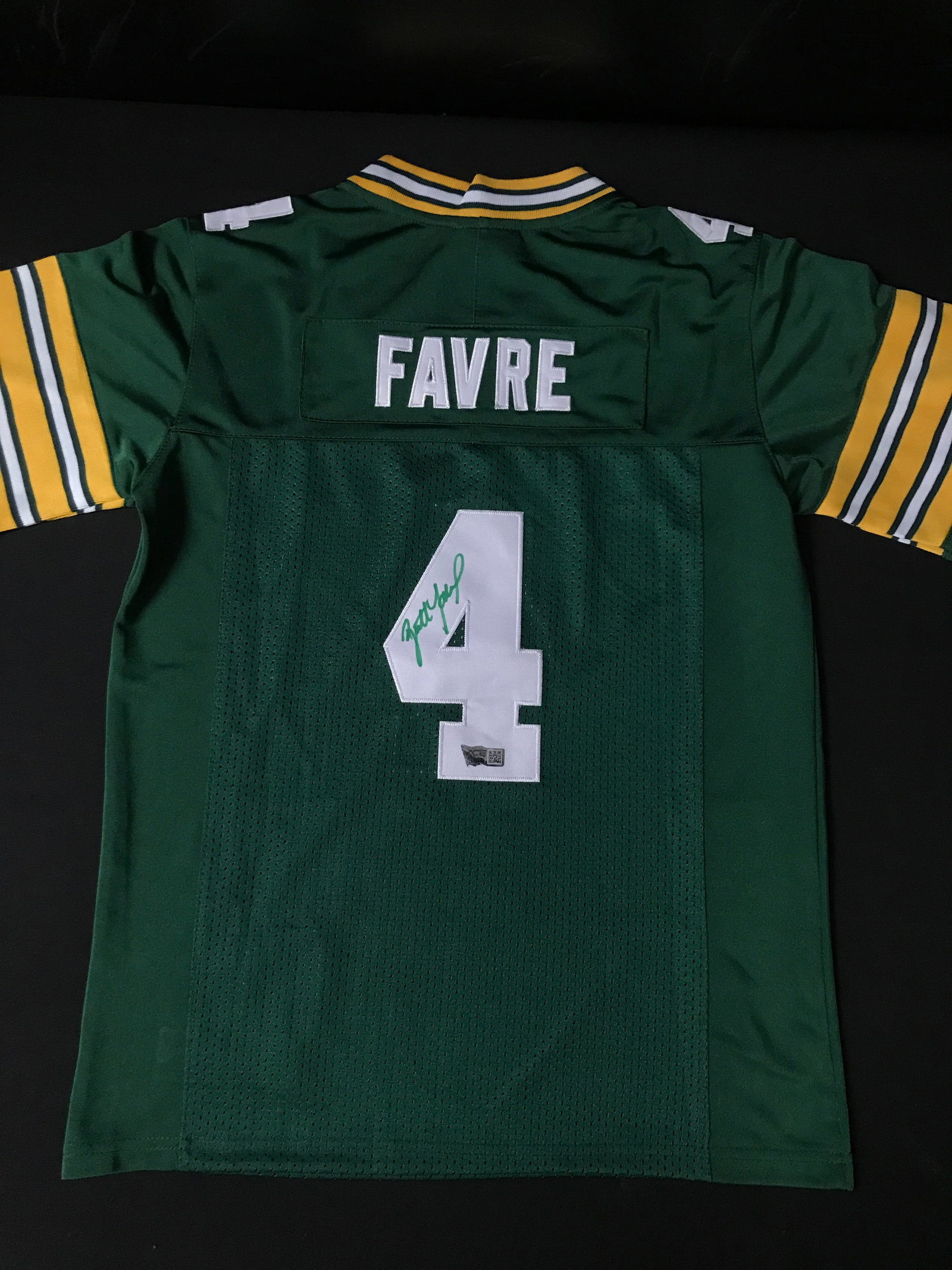 BRETT FAVRE SIGNED GREEN BAY PACKERS CUSTOM JERSEY - ACE COA (YOUTH SIZE): Prices are in Canadian Dollars