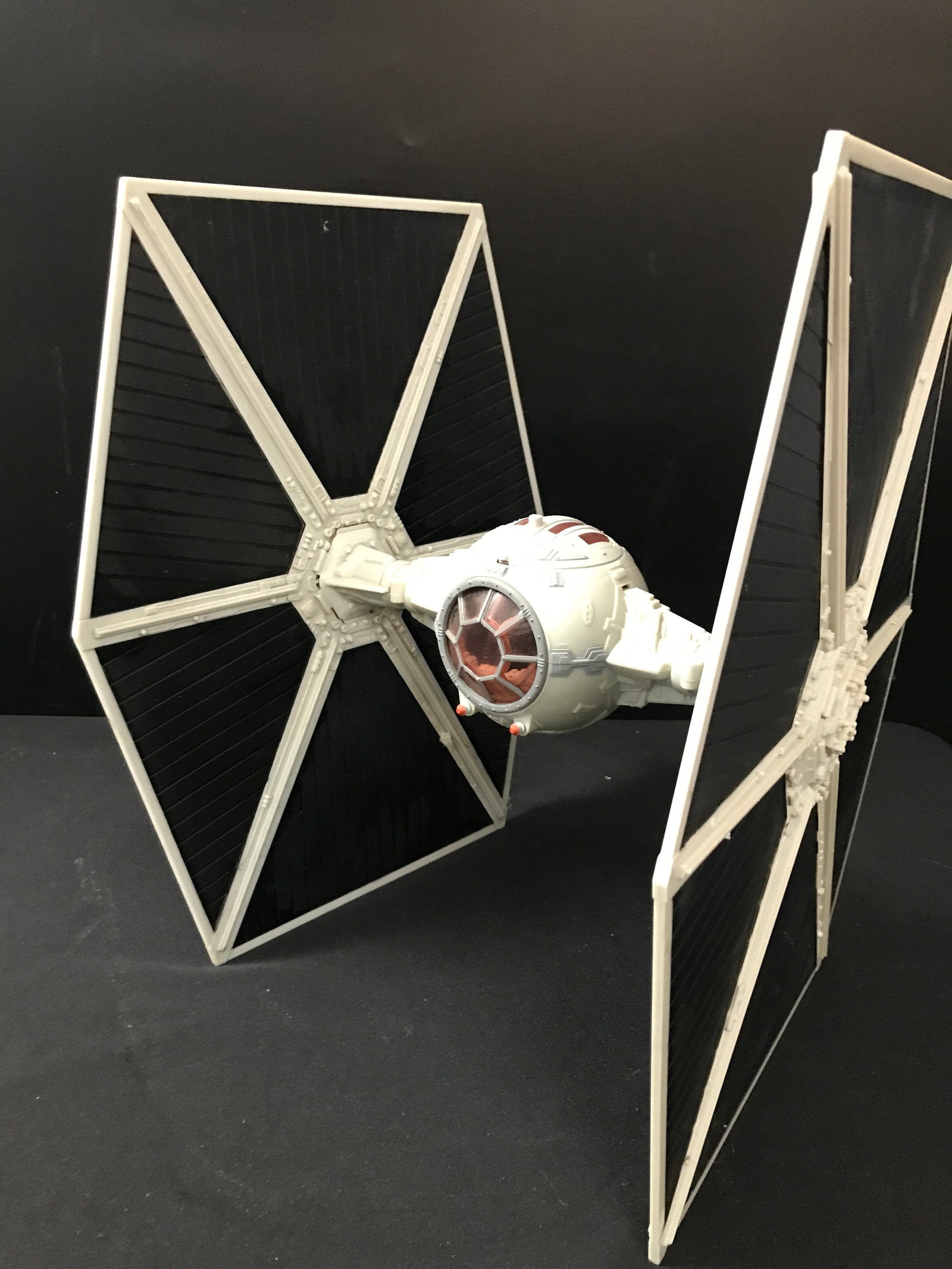 STAR WARS IMPERIAL TIE FIGHTER (1 of 3)