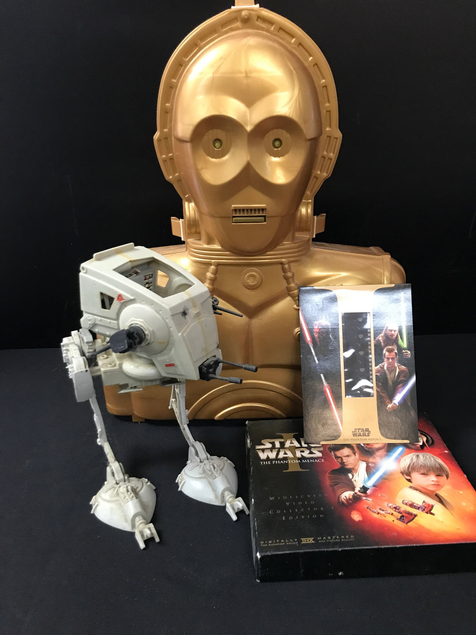 LOT OF STAR WARS MEMORABILIA: Prices are in Canadian dollars