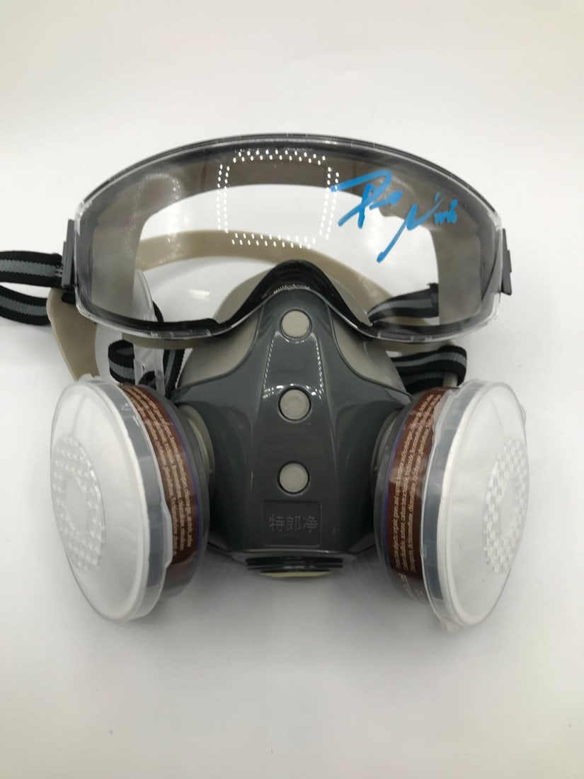 DEAN NORRIS SIGNED GAS MASK - WWOC COA: Prices are in Canadian dollars