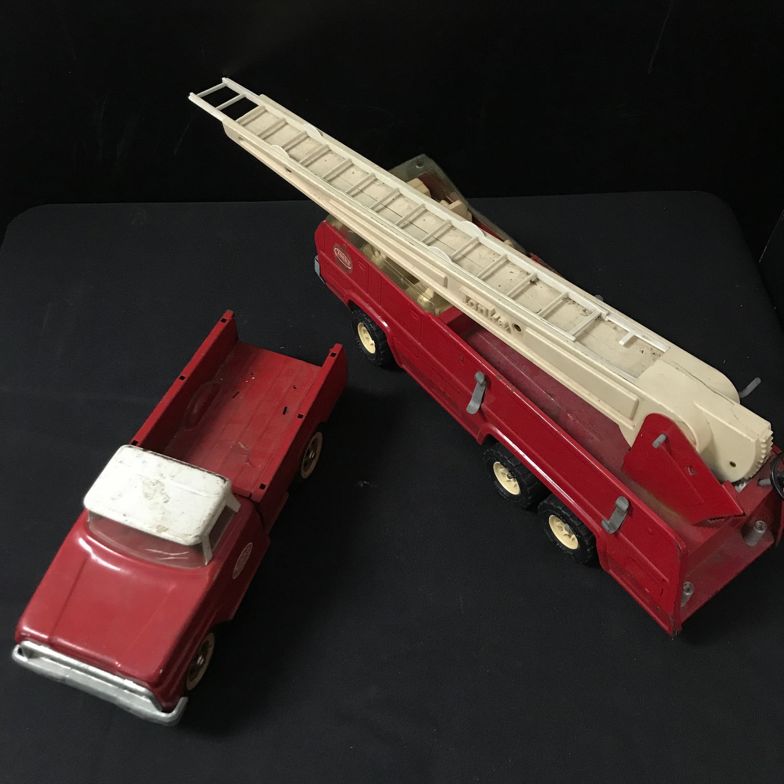 VINTAGE TONKA DIE CAST TRUCK OT (LARGE): Prices are in Canadian dollars