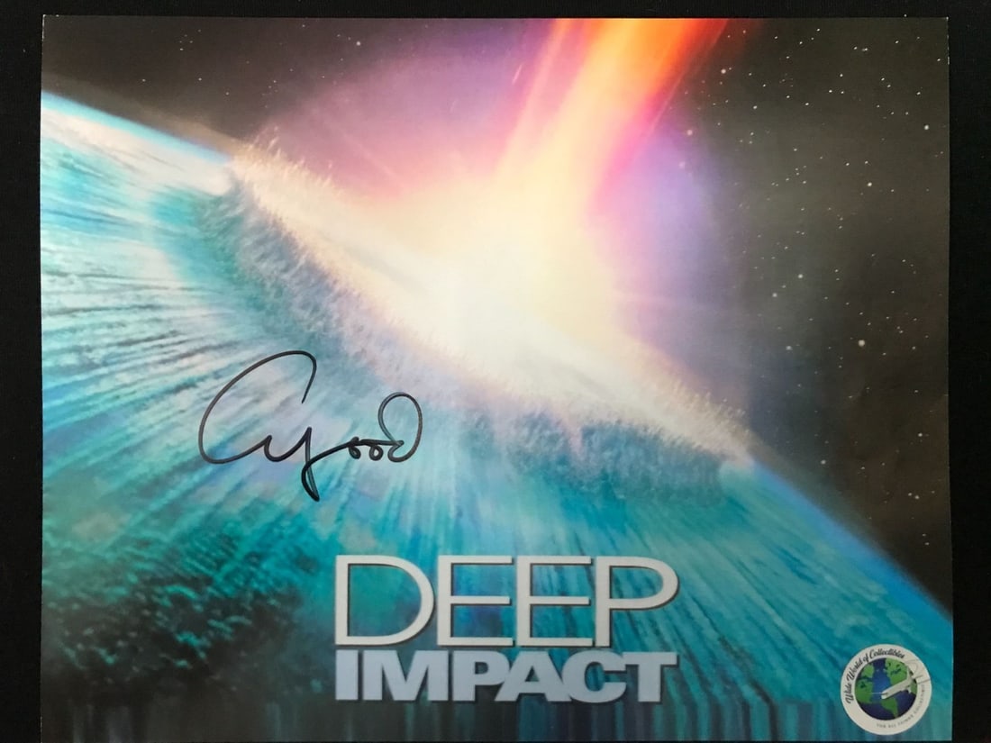 ELIJAH WOOD SIGNED DEEP IMPACT 8X10 - WWOC COA: Prices are in Canadian dollars