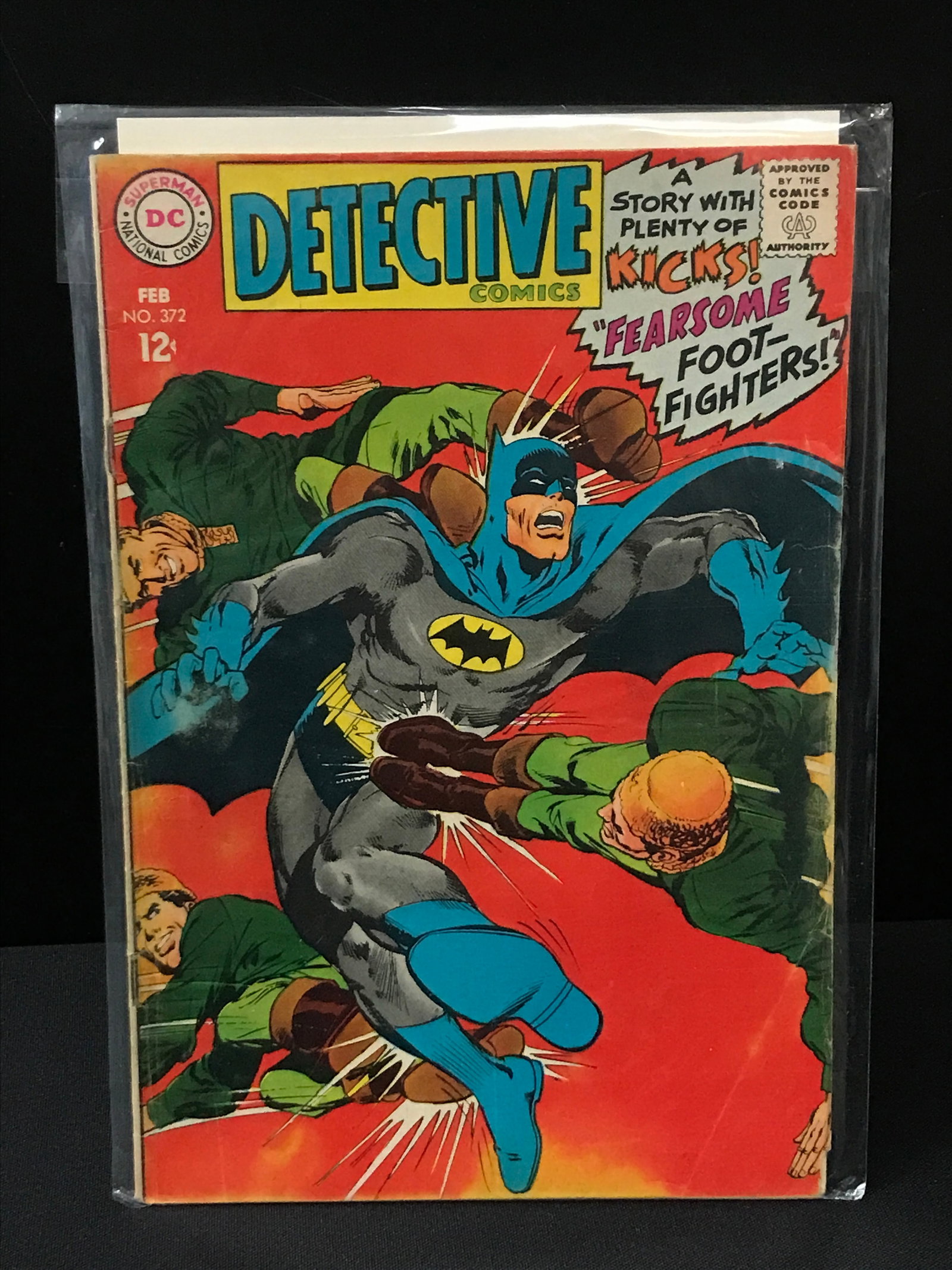 DETECTIVE COMICS #372 - DC COMICS: Prices are in Canadian dollars