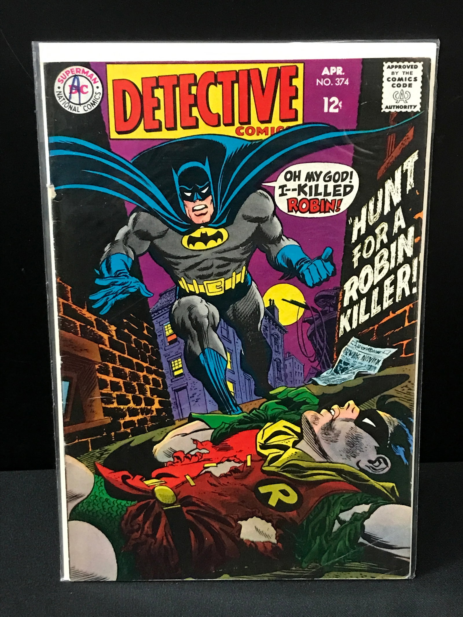 DETECTIVE COMICS #374 - DC COMICS: Prices are in Canadian dollars