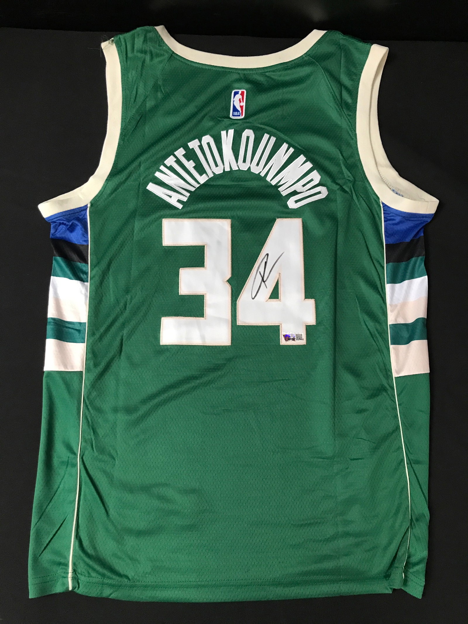 GIANNIS ANTETOKOUNMO SIGNED MILWAUKEE BUCKS CUSTOM JERSEY - ACE COA: Prices are in Canadian dollars